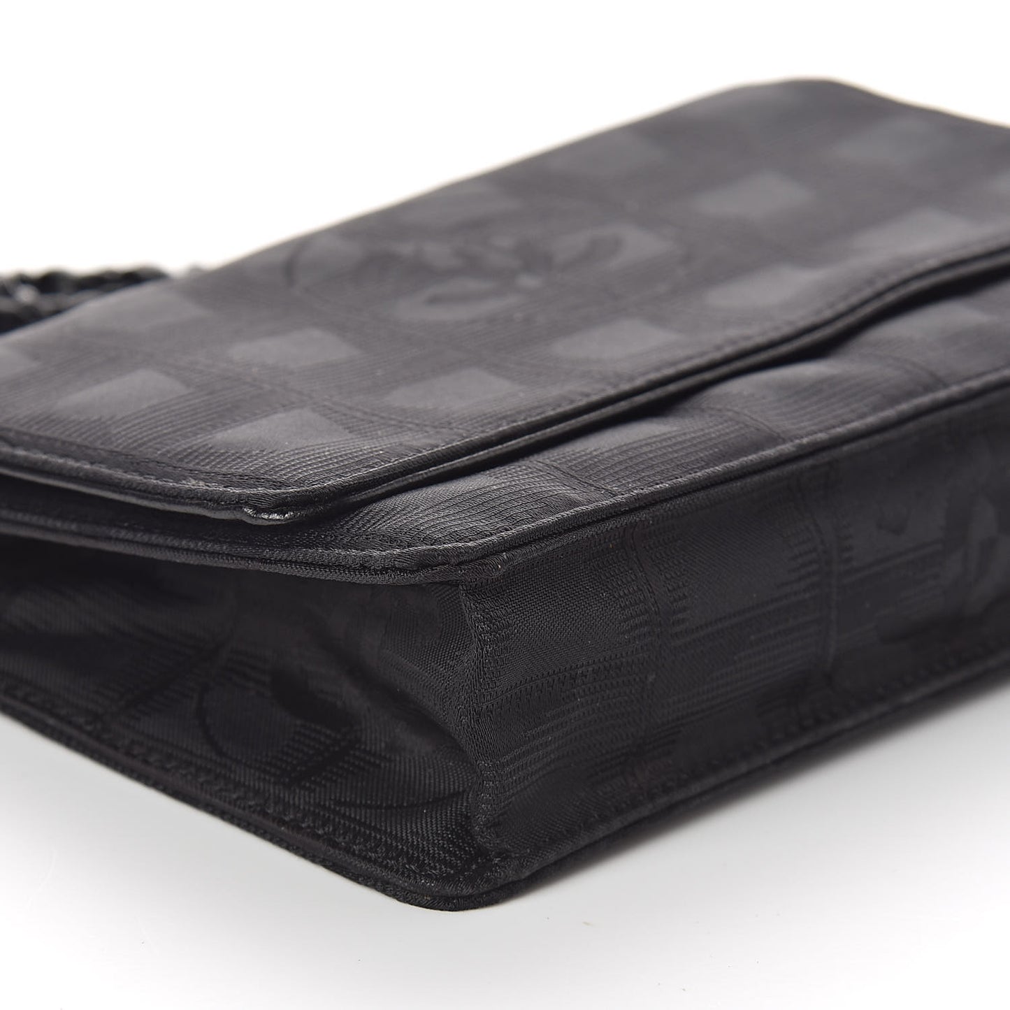 Nylon Travel Wallet On Chain WOC Black