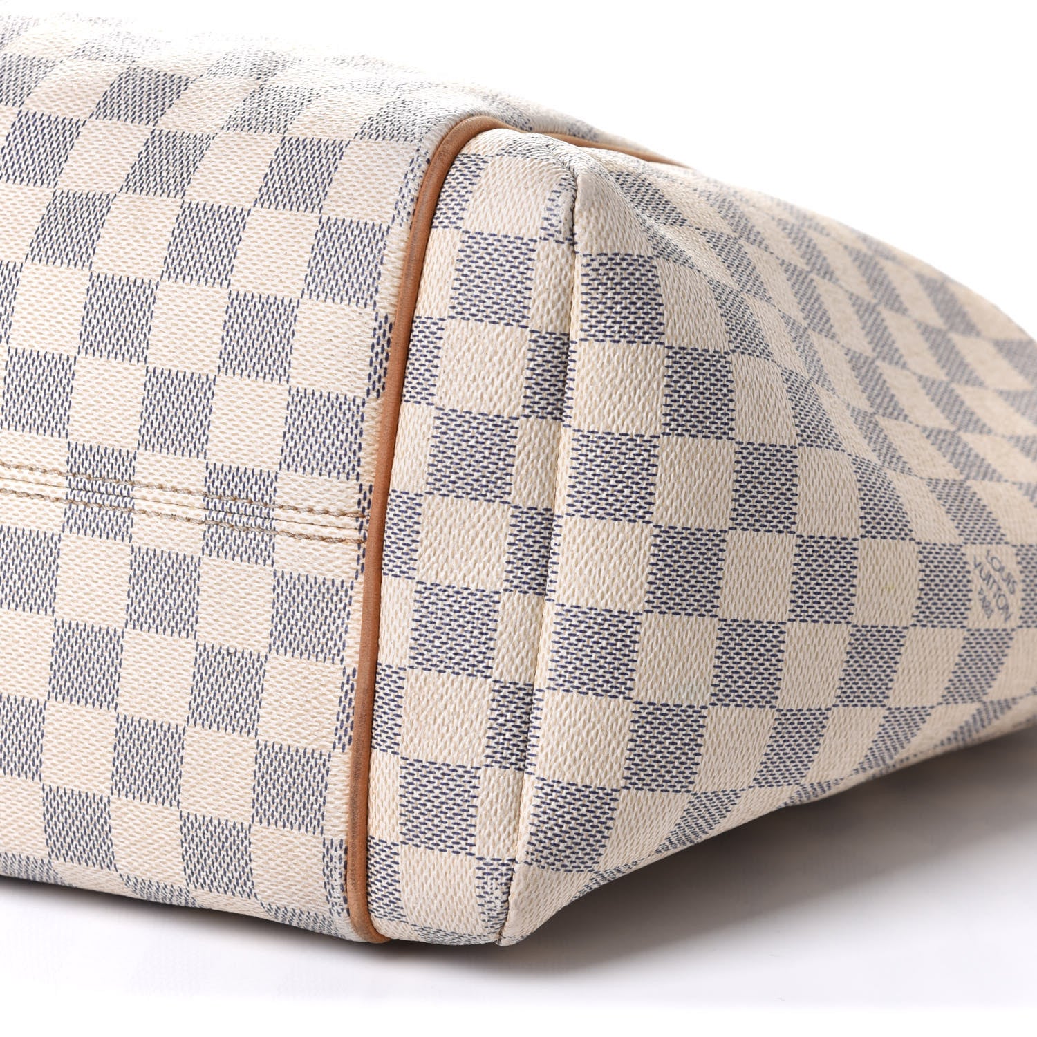 Louis Vuitton Damier Azur Totally MM 9 of 9