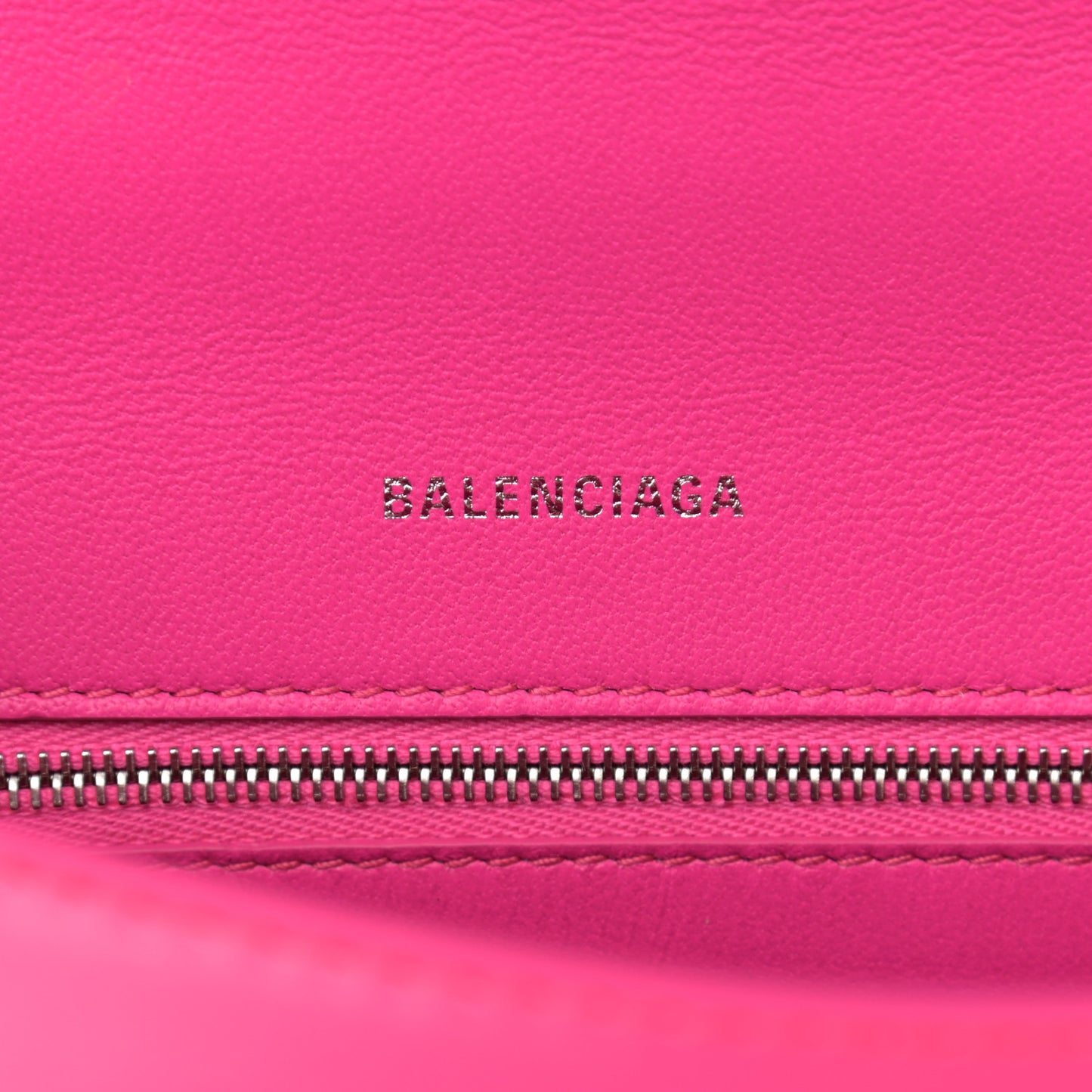 Shiny Box Calfskin Small Hourglass Top Handle Bag Acid Fuchsia