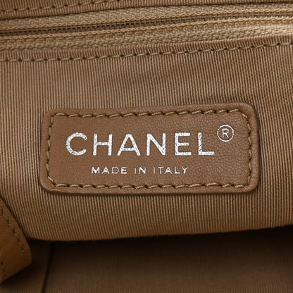 Chanel Caviar Quilted Expandable Zip Shoulder Bag White 7 of 12