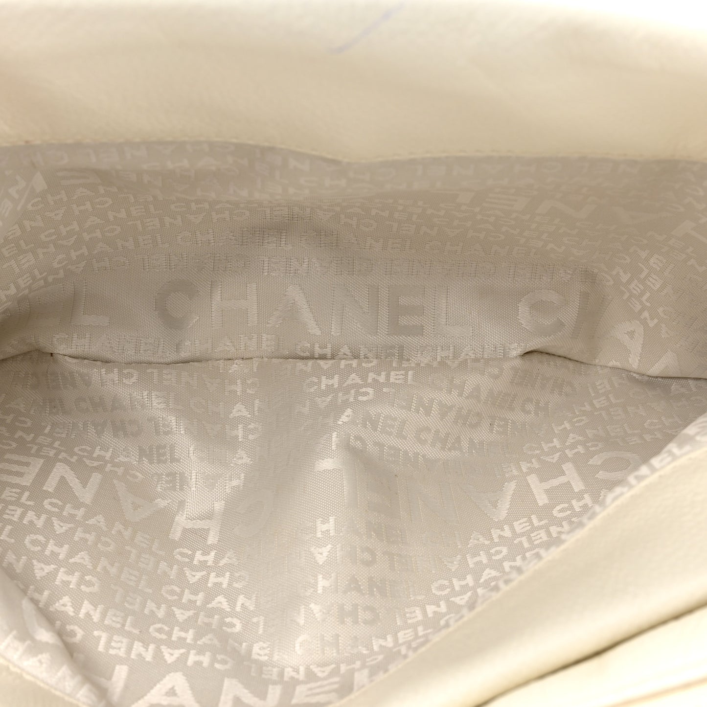 Caviar Square Stitched Bowler White