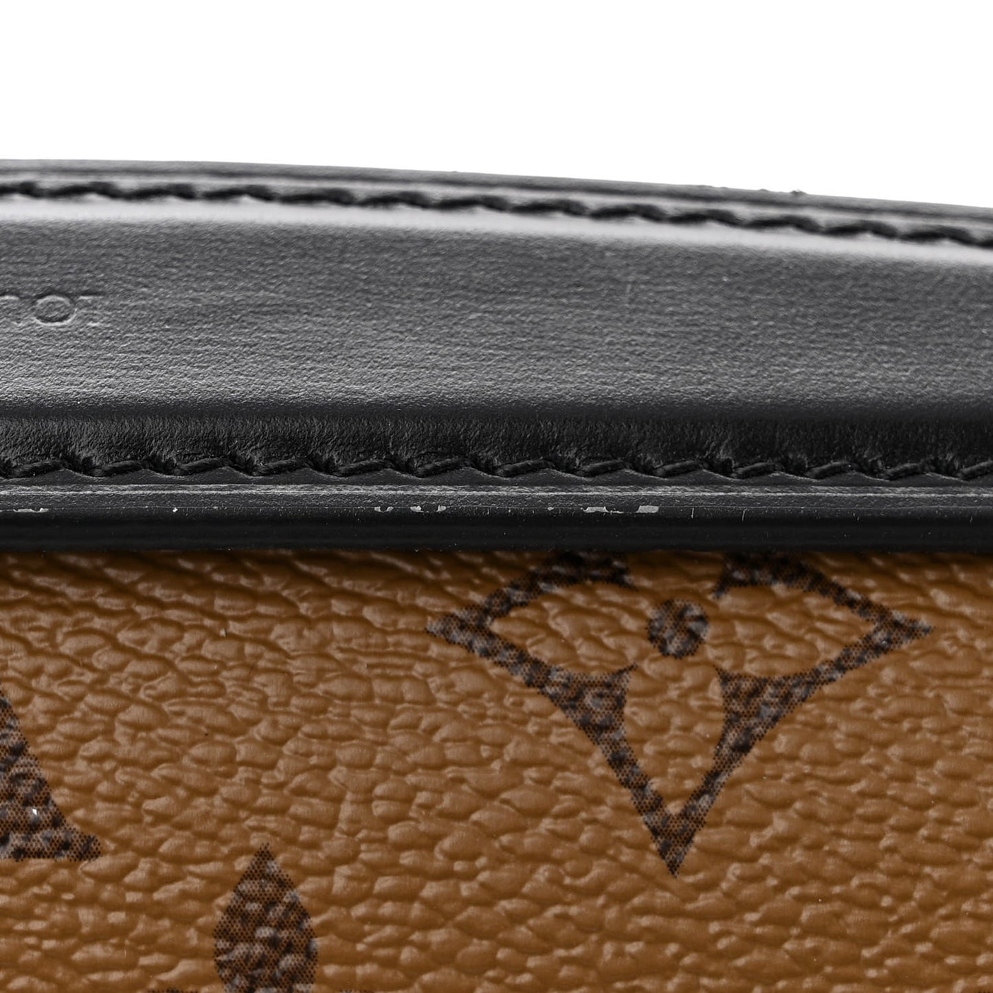 Reverse Monogram Pochette Metis