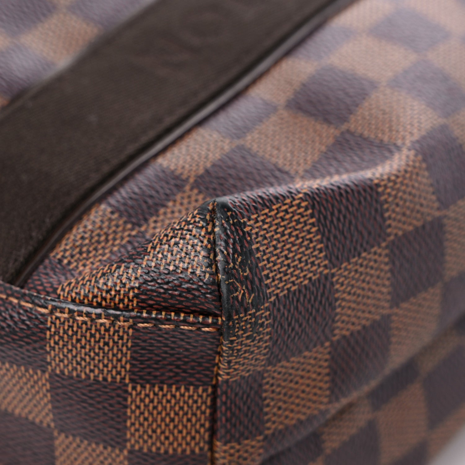 Louis Vuitton Damier Ebene Beaubourg 8 of 14