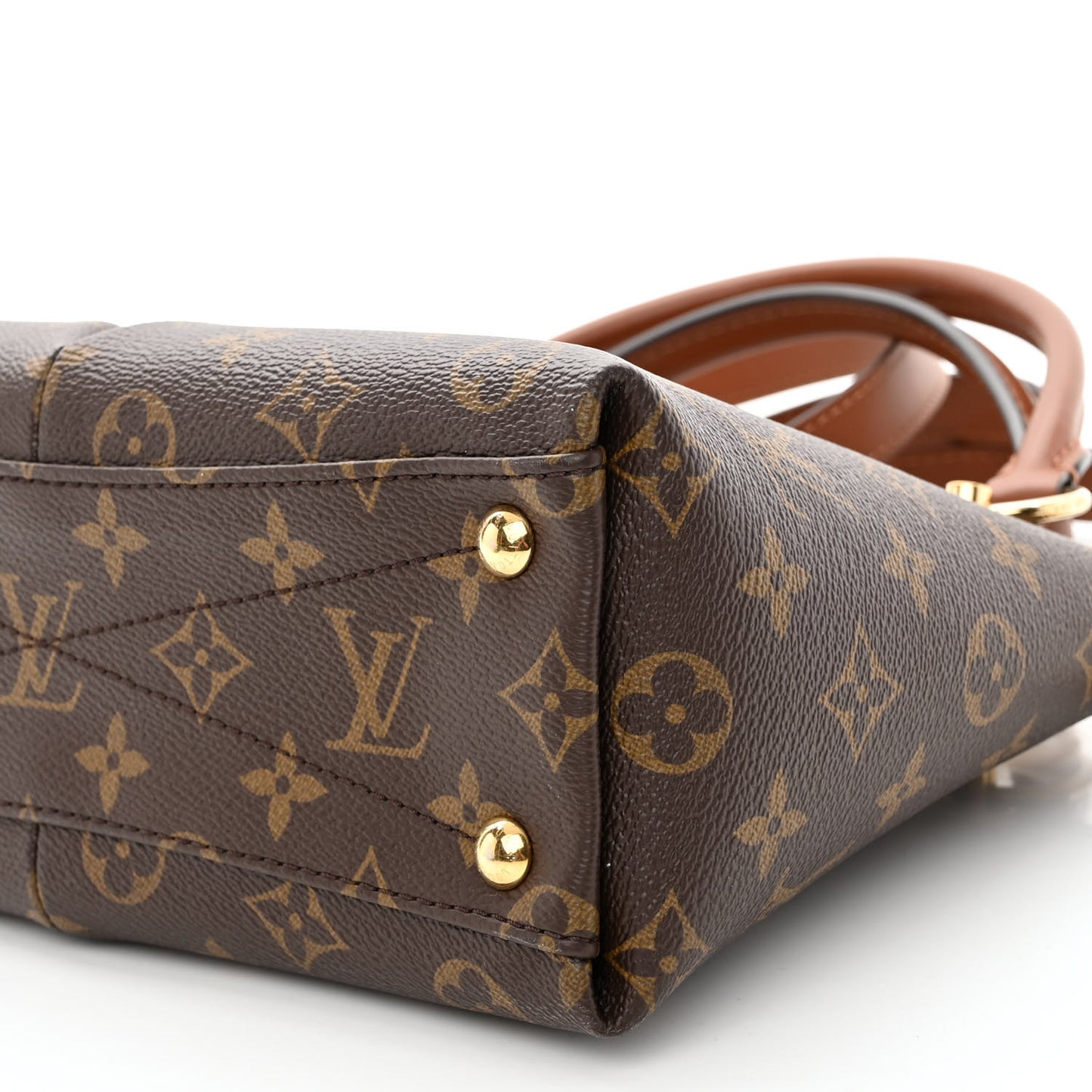 Monogram V Tote BB Black