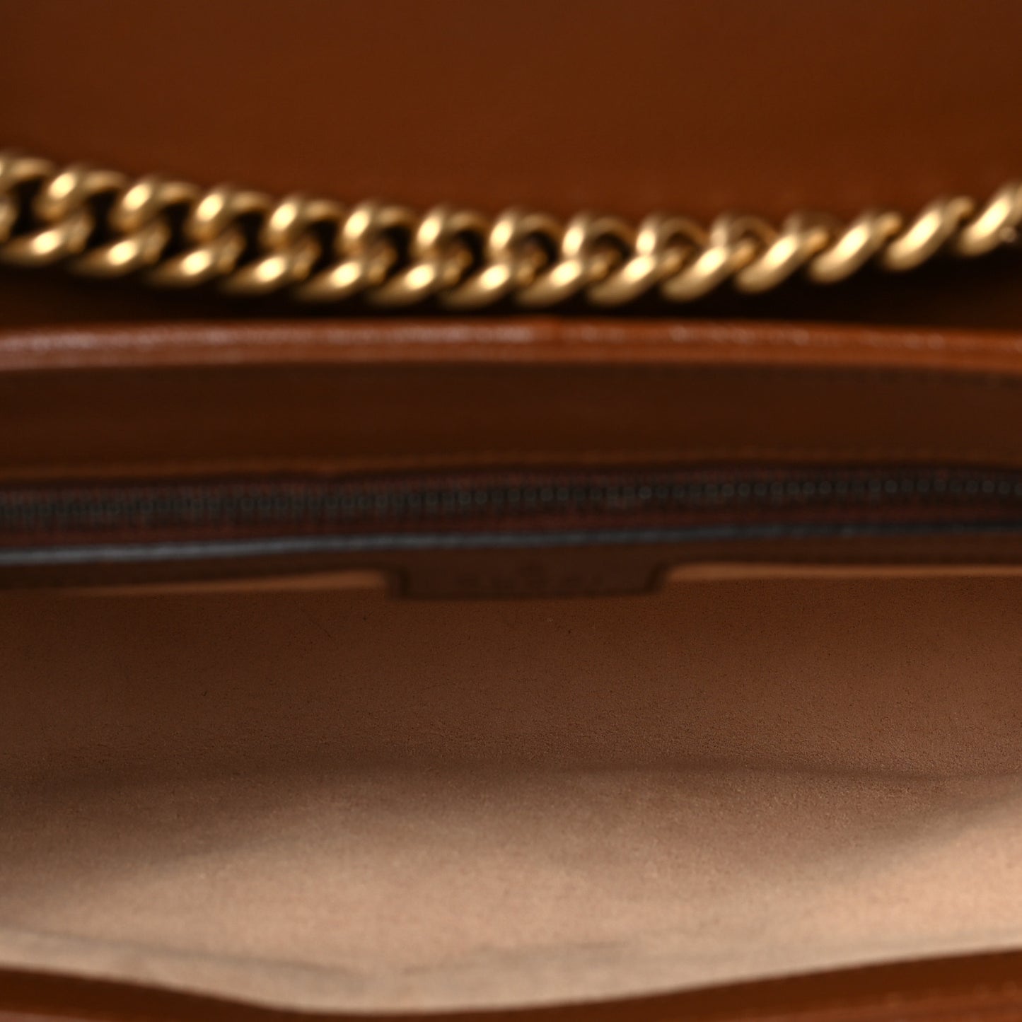 Azalea Calfskin Matelasse Diagonal Small GG Marmont Shoulder Bag Cuir