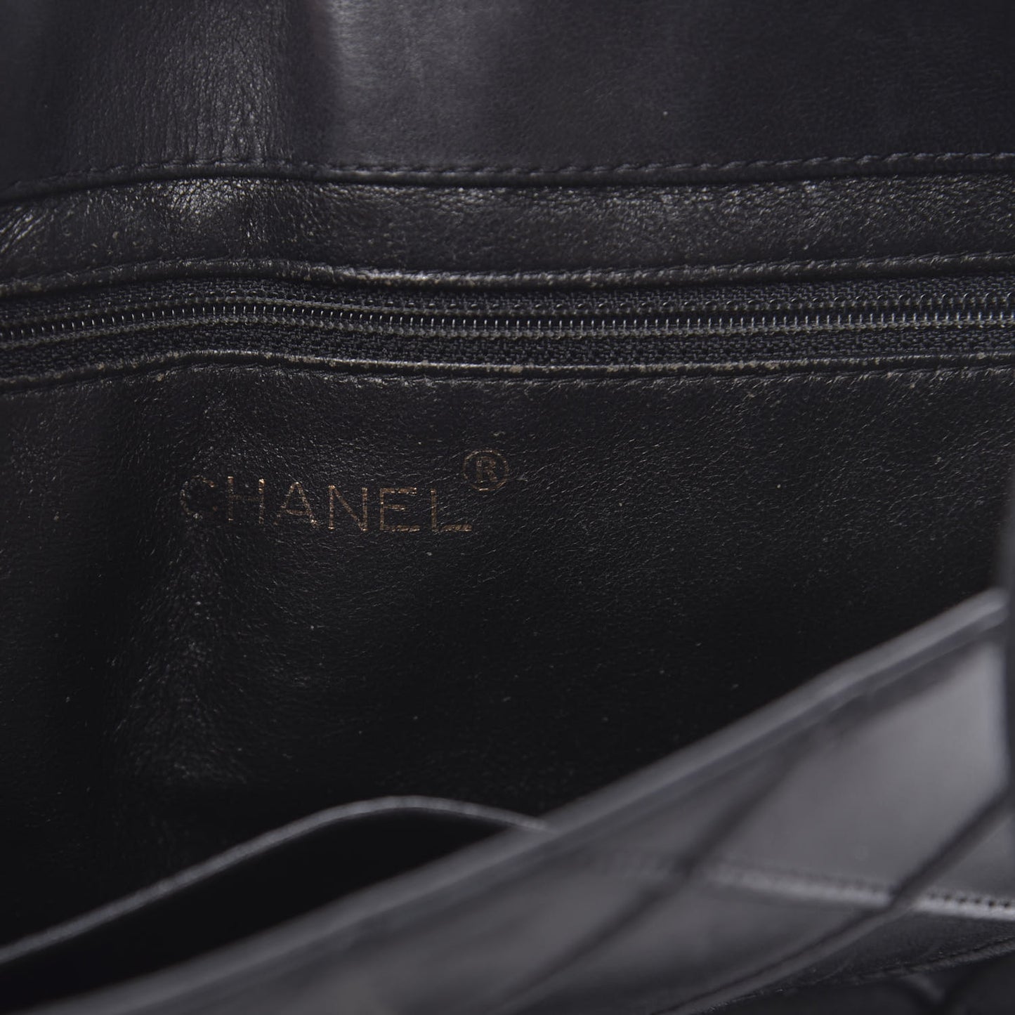 Lambskin Diamond Stitched Shoulder Bag Black
