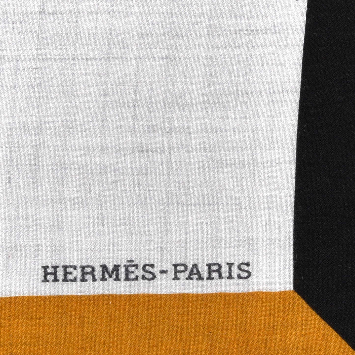 Cashmere Silk Encadre Blason Scarf 90 Gris Chine Black
