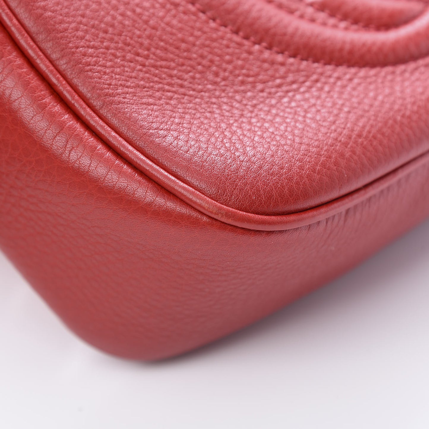 Pebbled Calfskin Small Soho Disco Bag Tabasco Red