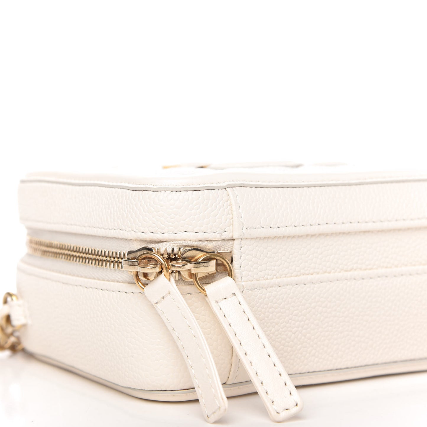 Caviar Quilted Small CC Filigree Vanity Case White