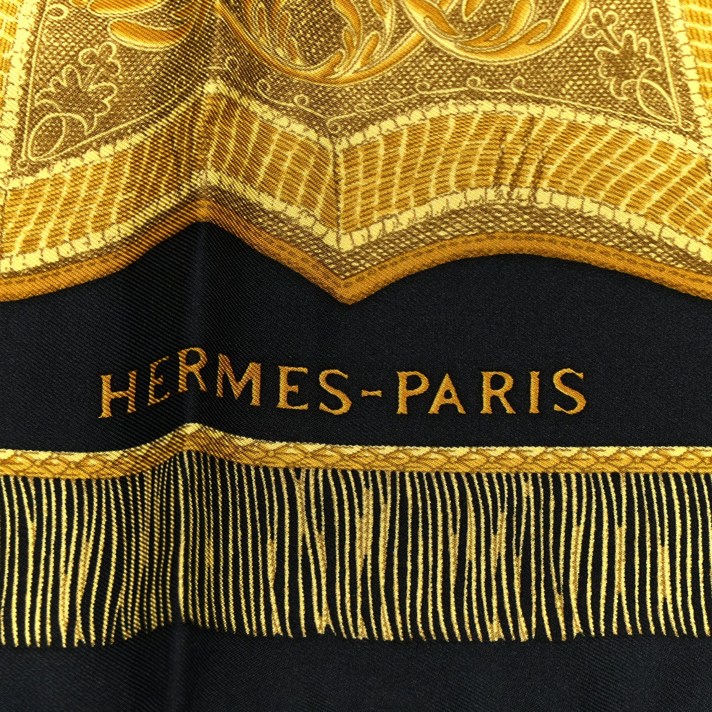 Silk Poste et Cavalerie Scarf 90
