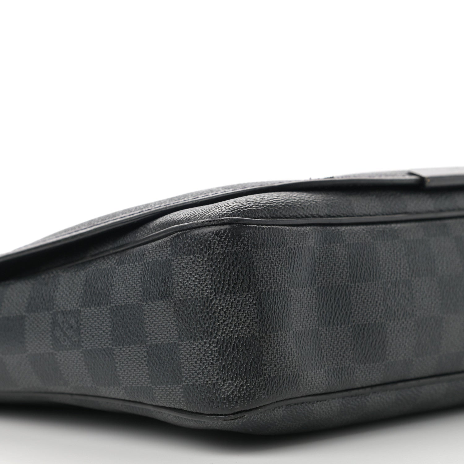 Louis Vuitton Damier Graphite Daniel MM 9 of 12