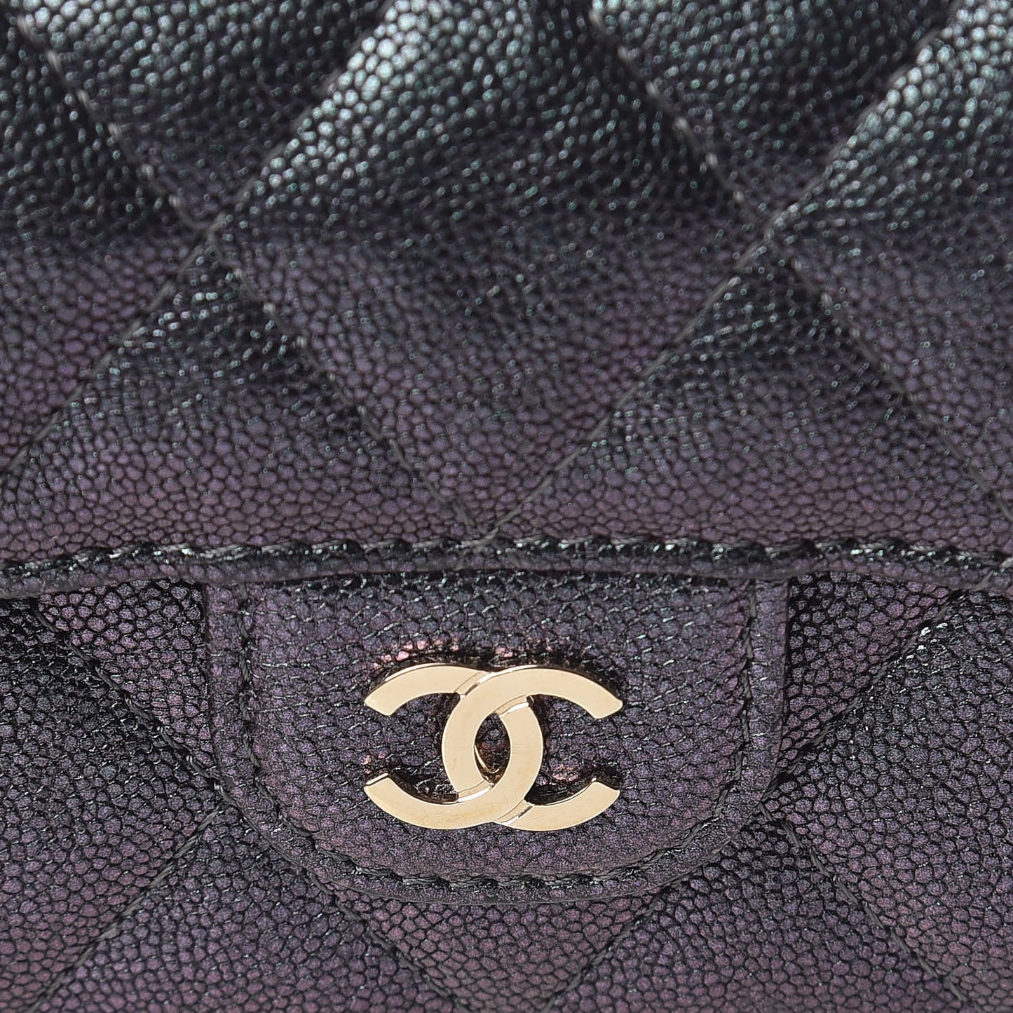 Iridescent Caviar Quilted Flap Card Holder On Chain Black