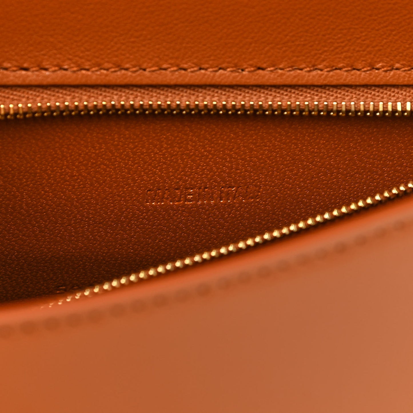Shiny Box Calfskin Small Hourglass Top Handle Bag Camel