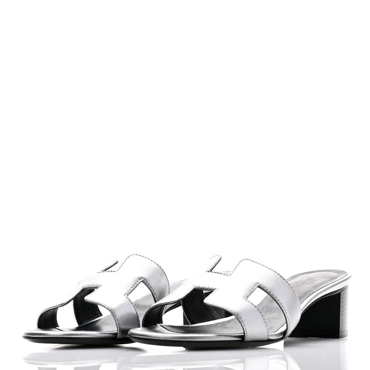 Hermes Metallic Epsom Oasis Sandals 37 Gris Argente 3 of 9