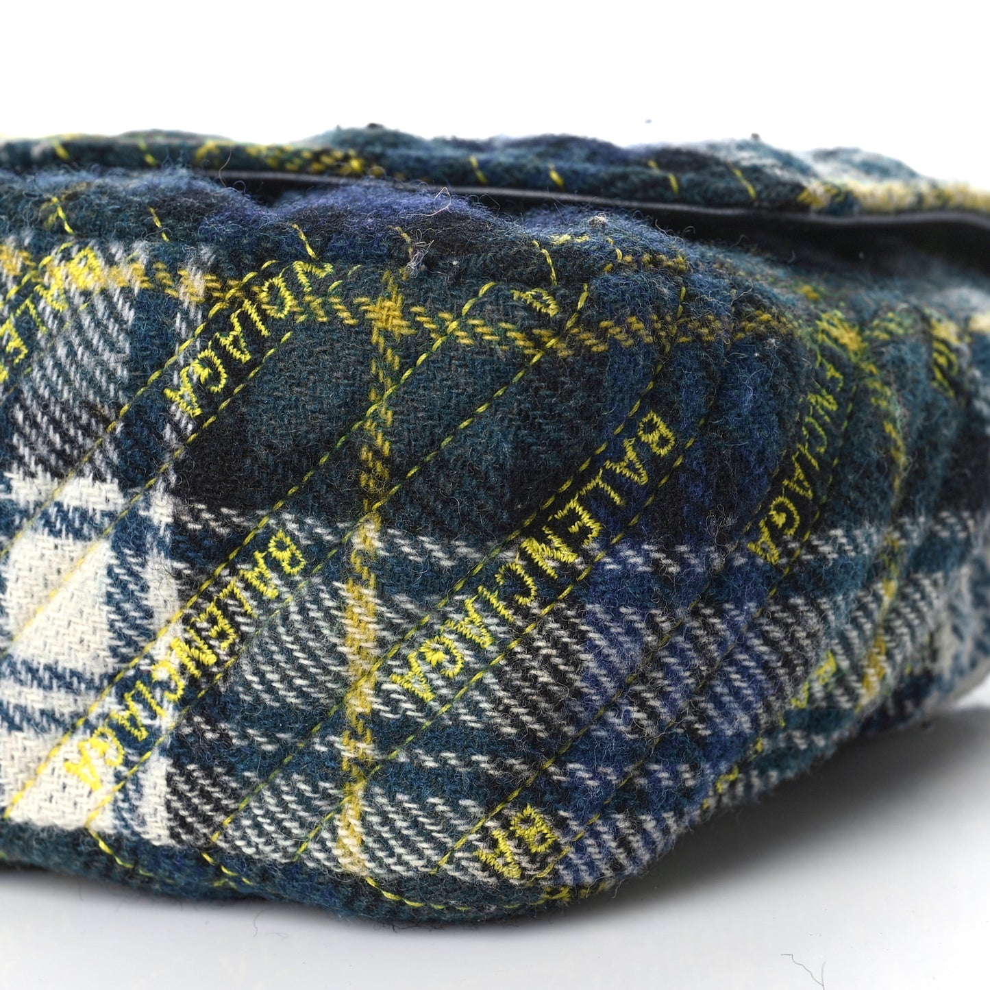 Wool Plaid Diagonal Allover Logo Matelasse M BB Round Shoulder Bag Green Blue Yellow
