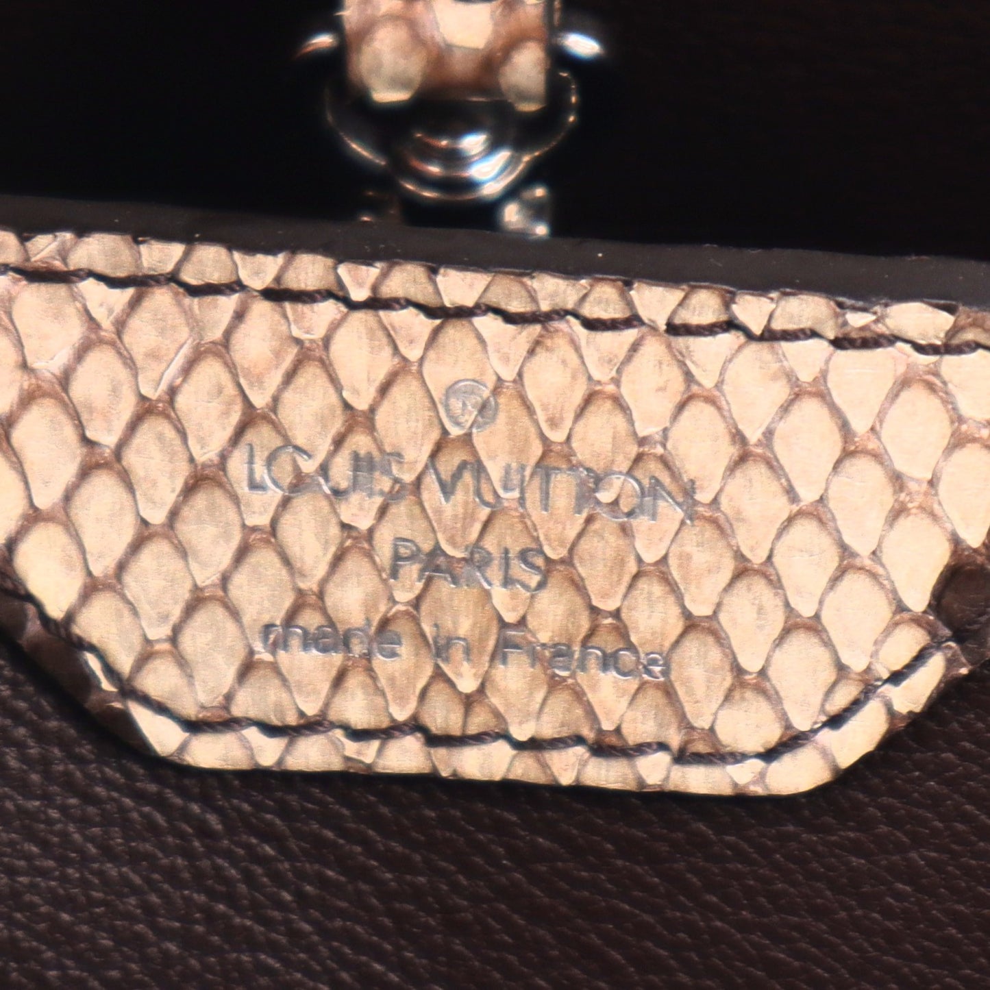 Snakeskin Capucines PM Naturel