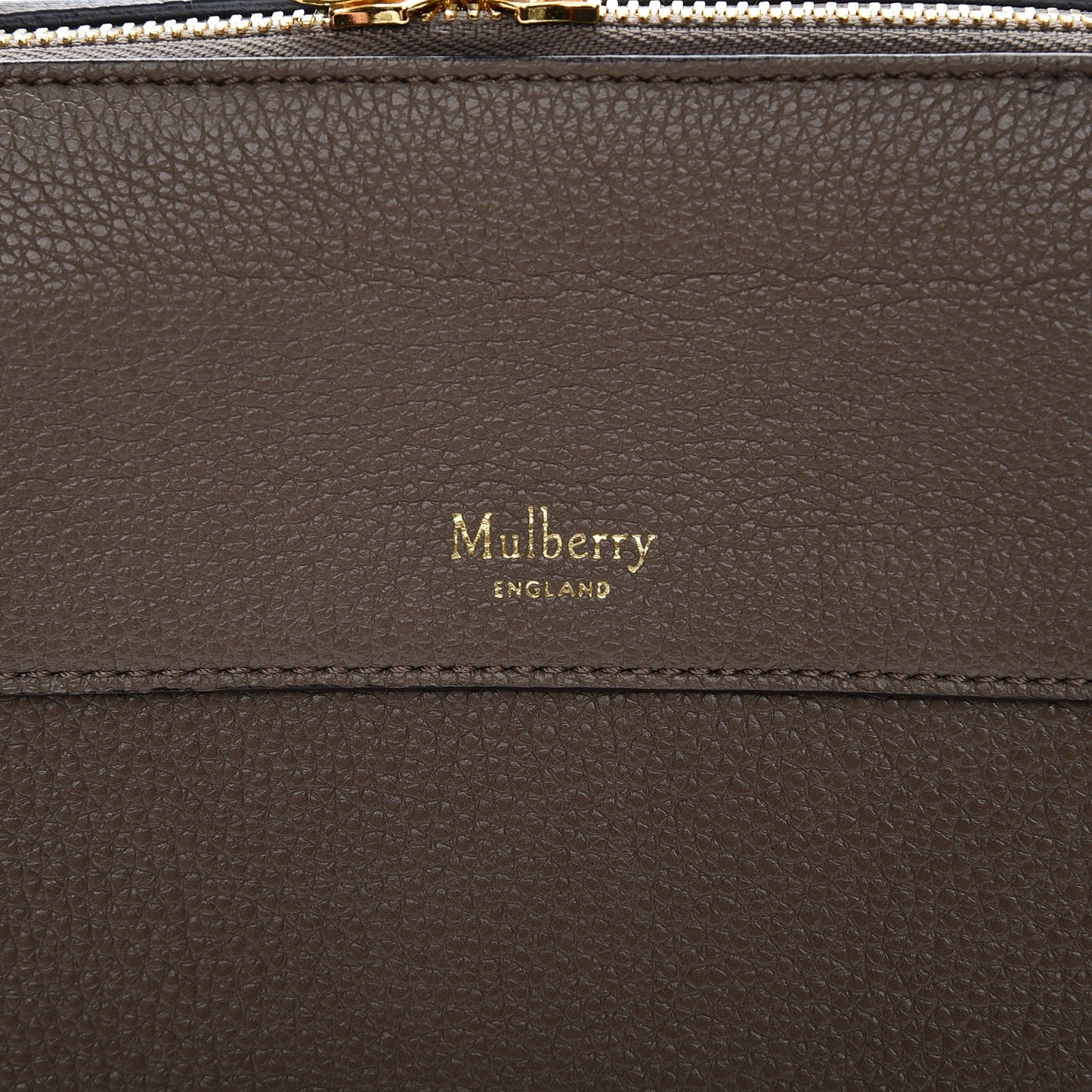 Classic Grain Calfskin Small Hopton Clay
