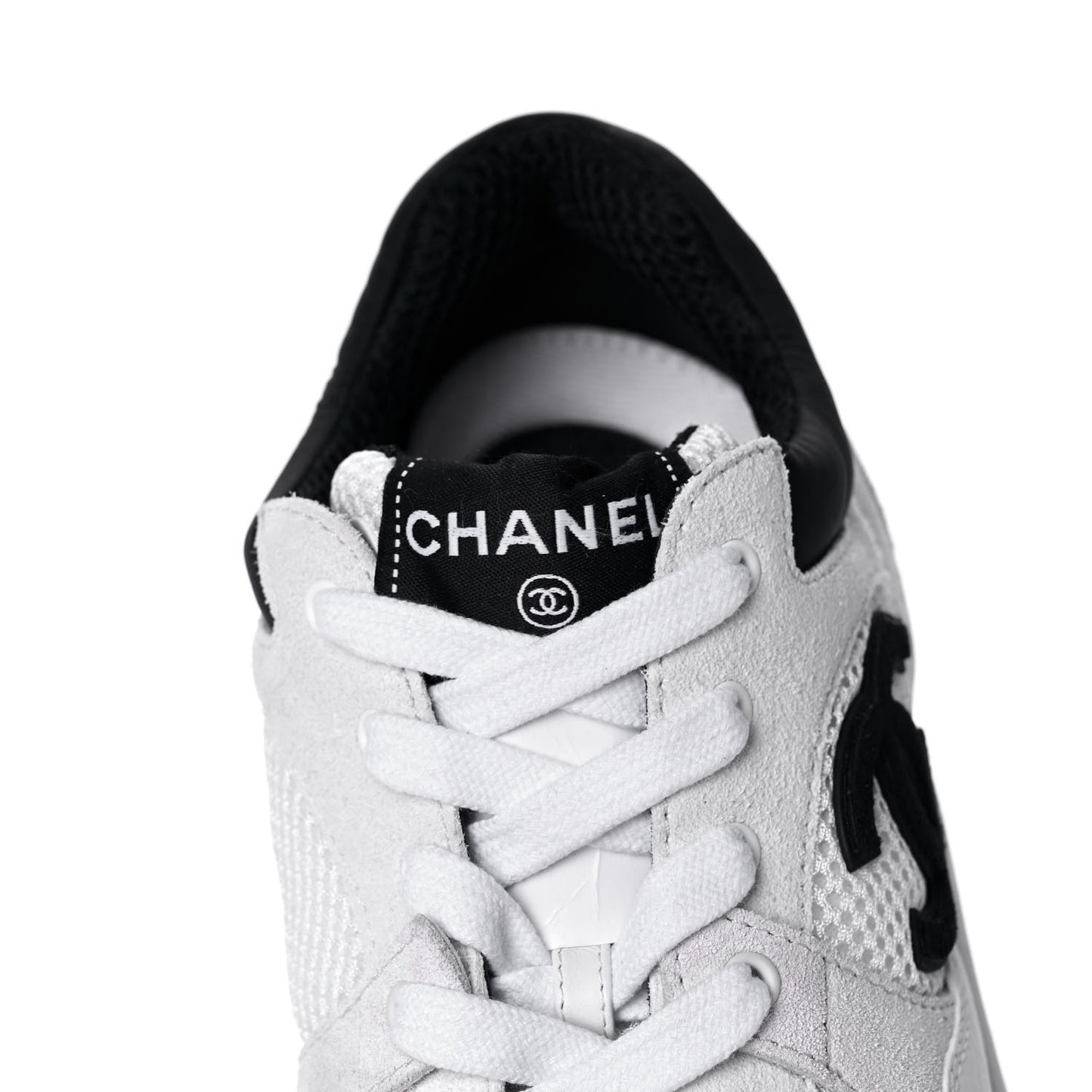 Mesh Suede Calfskin Grained Calfskin Womens CC Sneakers 39 White Black