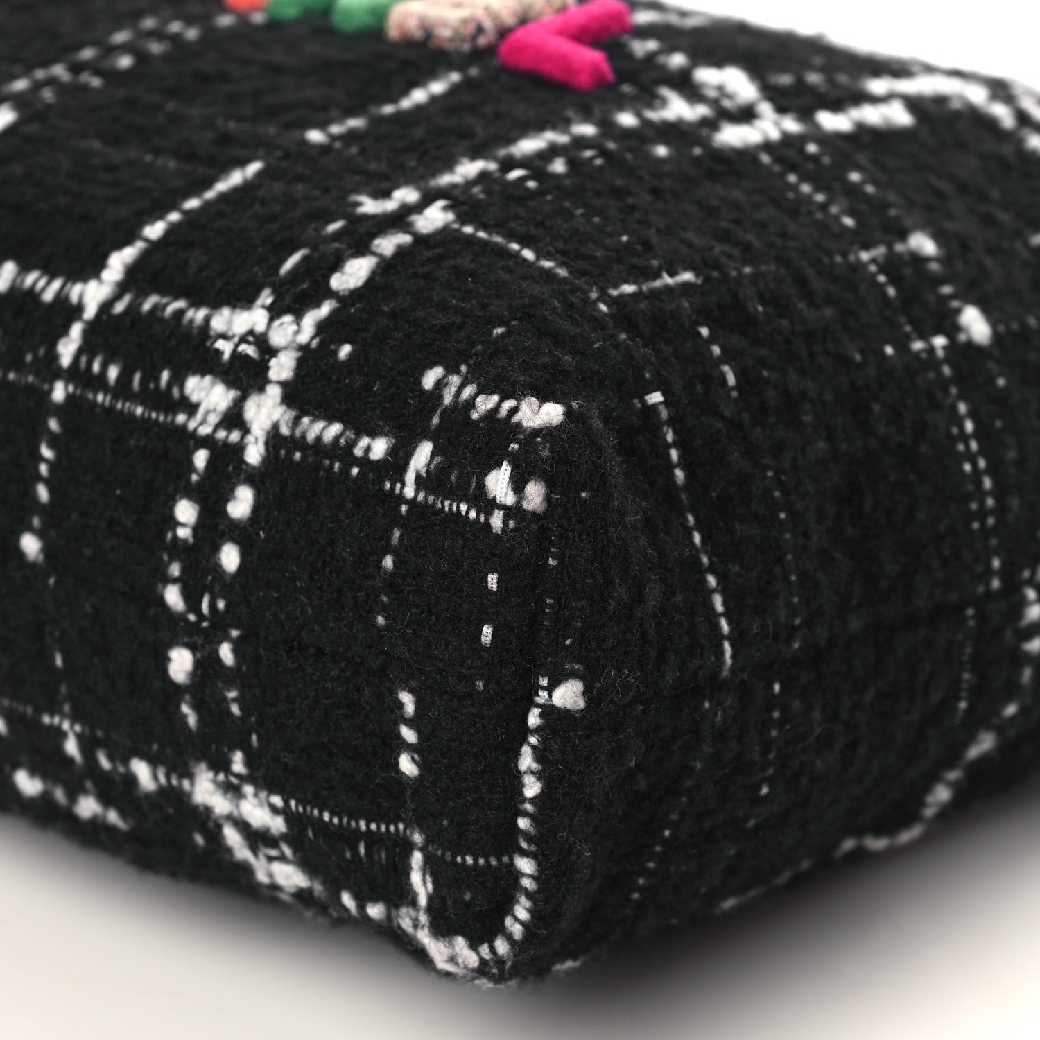 Chanel Wool Tweed Quilted Chanel 22 Black Multicolor 10 of 10