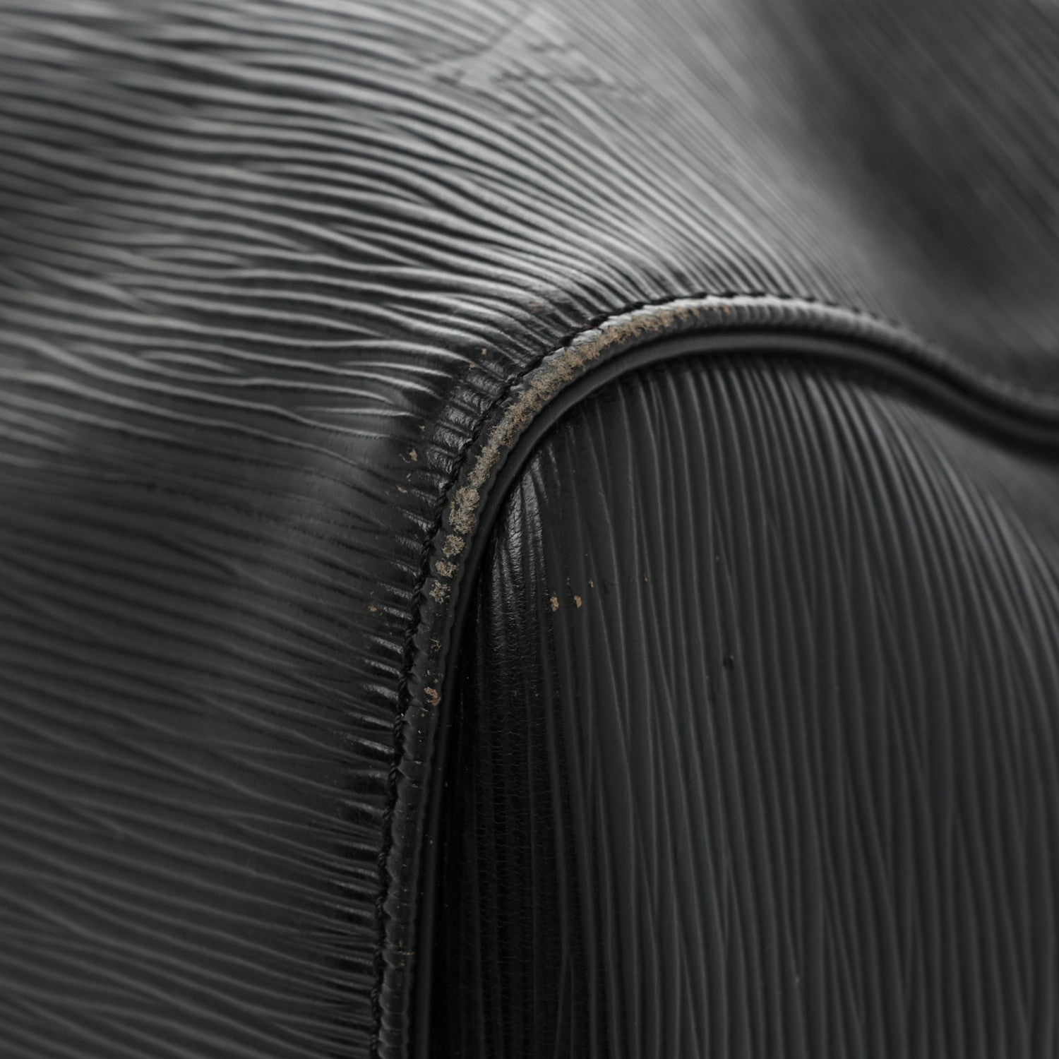 Louis Vuitton Epi Keepall 50 Black 15 of 23