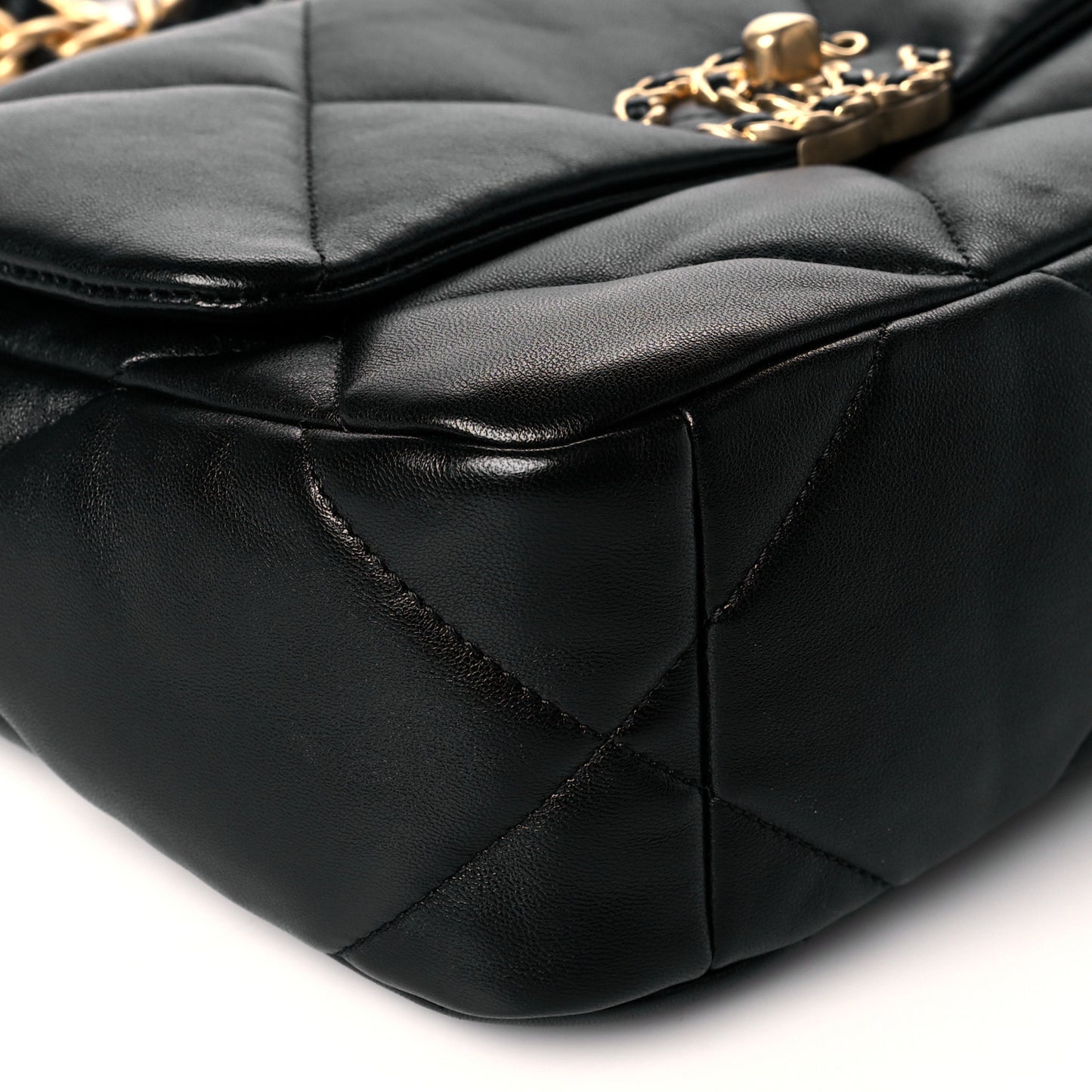 Lambskin Quilted Medium Chanel 19 Flap Black