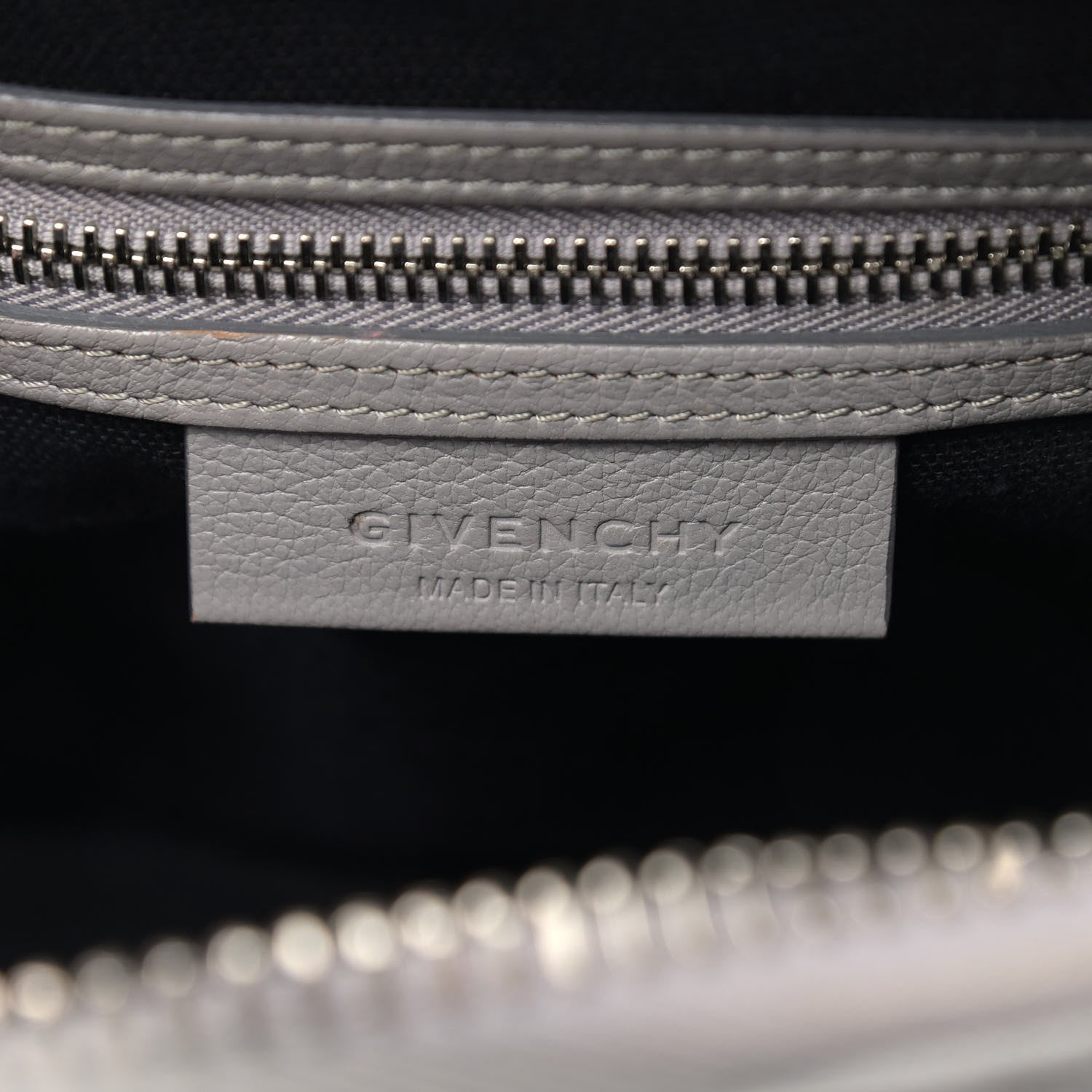 Givenchy Sugar Goatskin Mini Antigona Pearl Grey 6 of 19