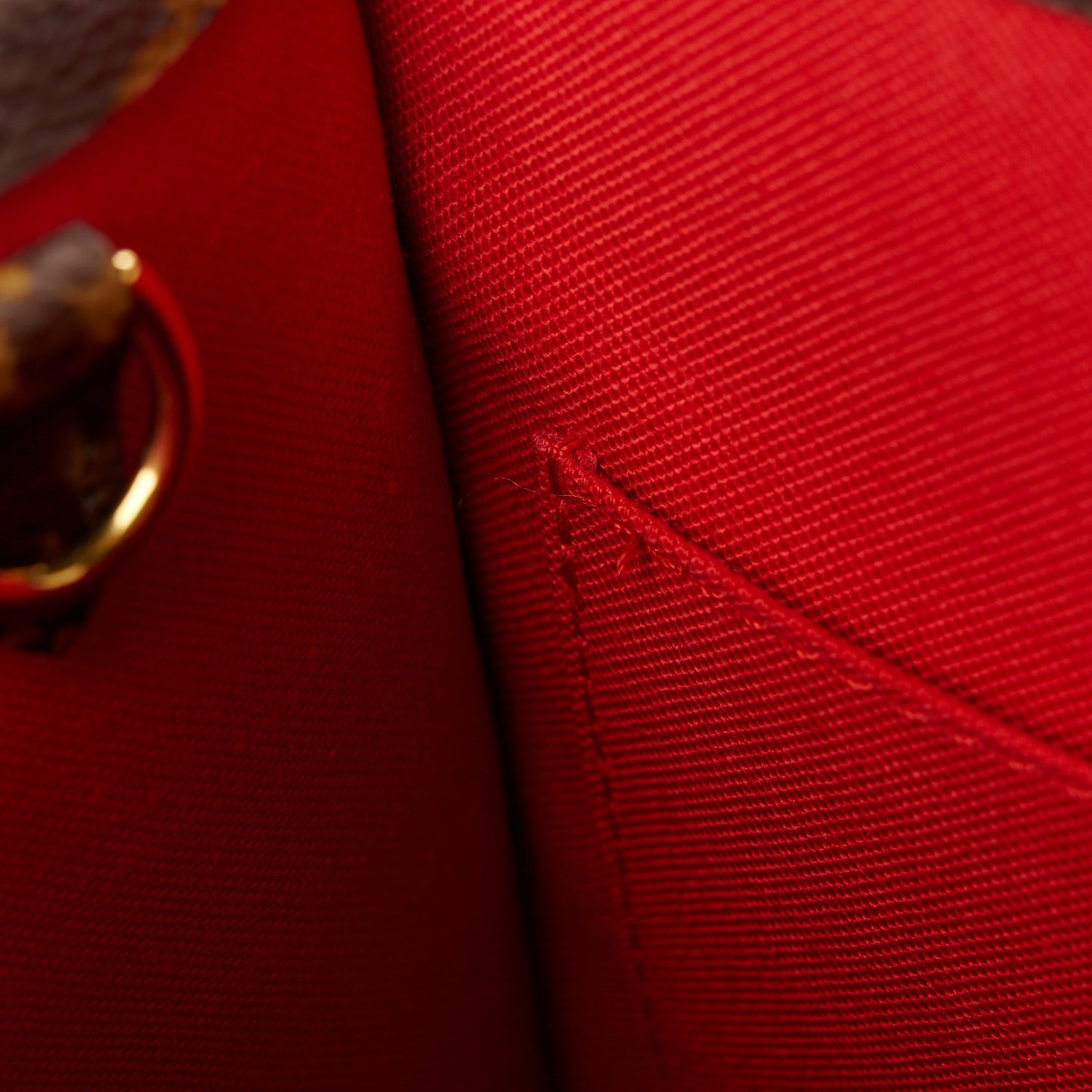 Reverse Monogram Giant Onthego PM