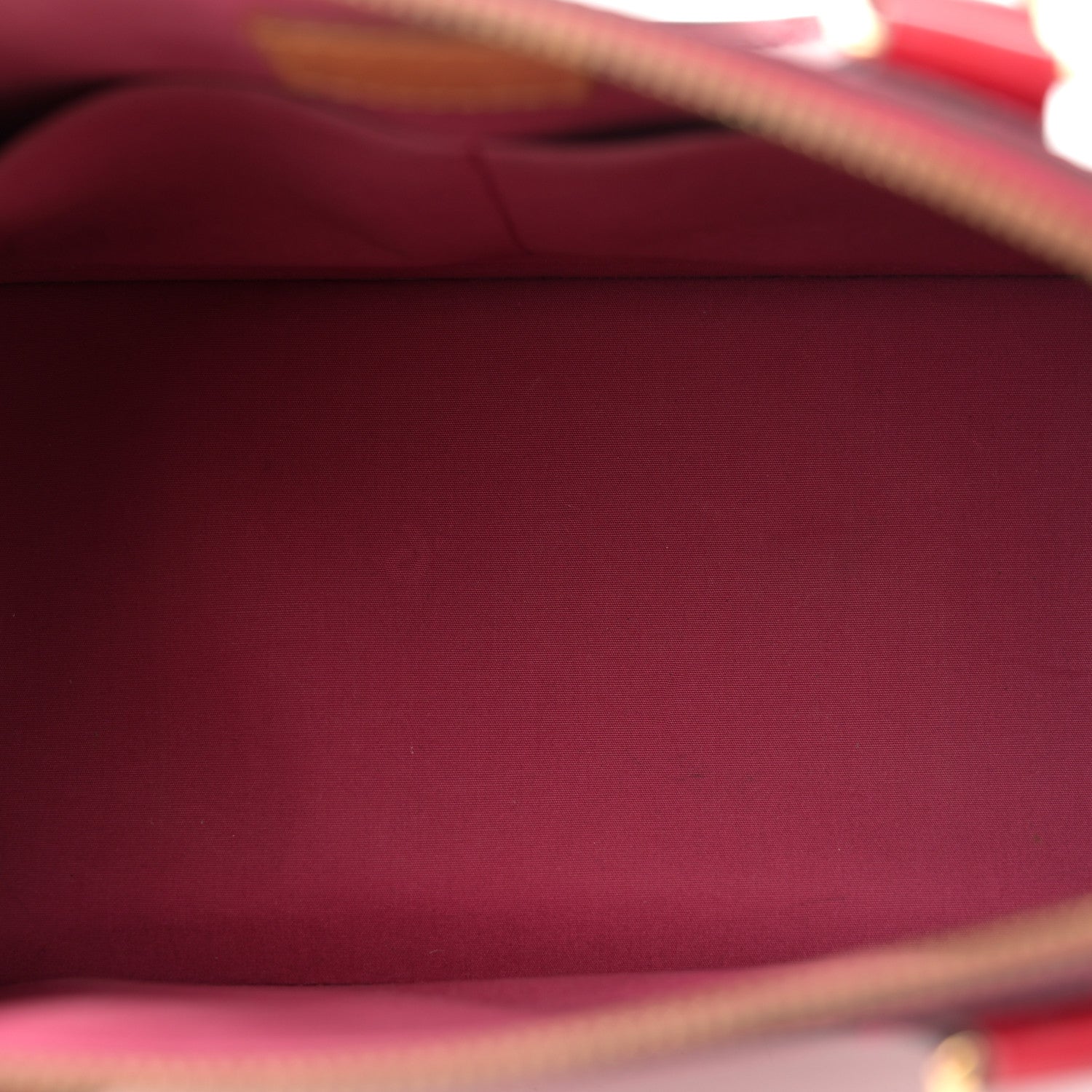 Louis Vuitton Vernis Alma PM Pomme D'Amour 5 of 15