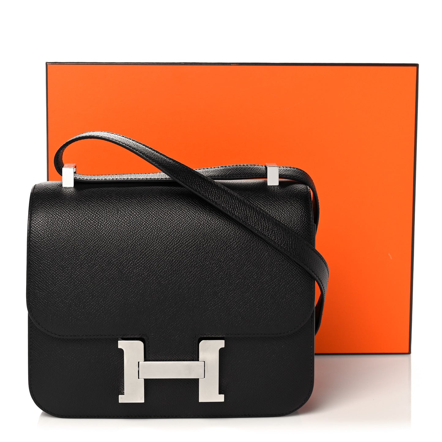 Epsom Constance 24 Black