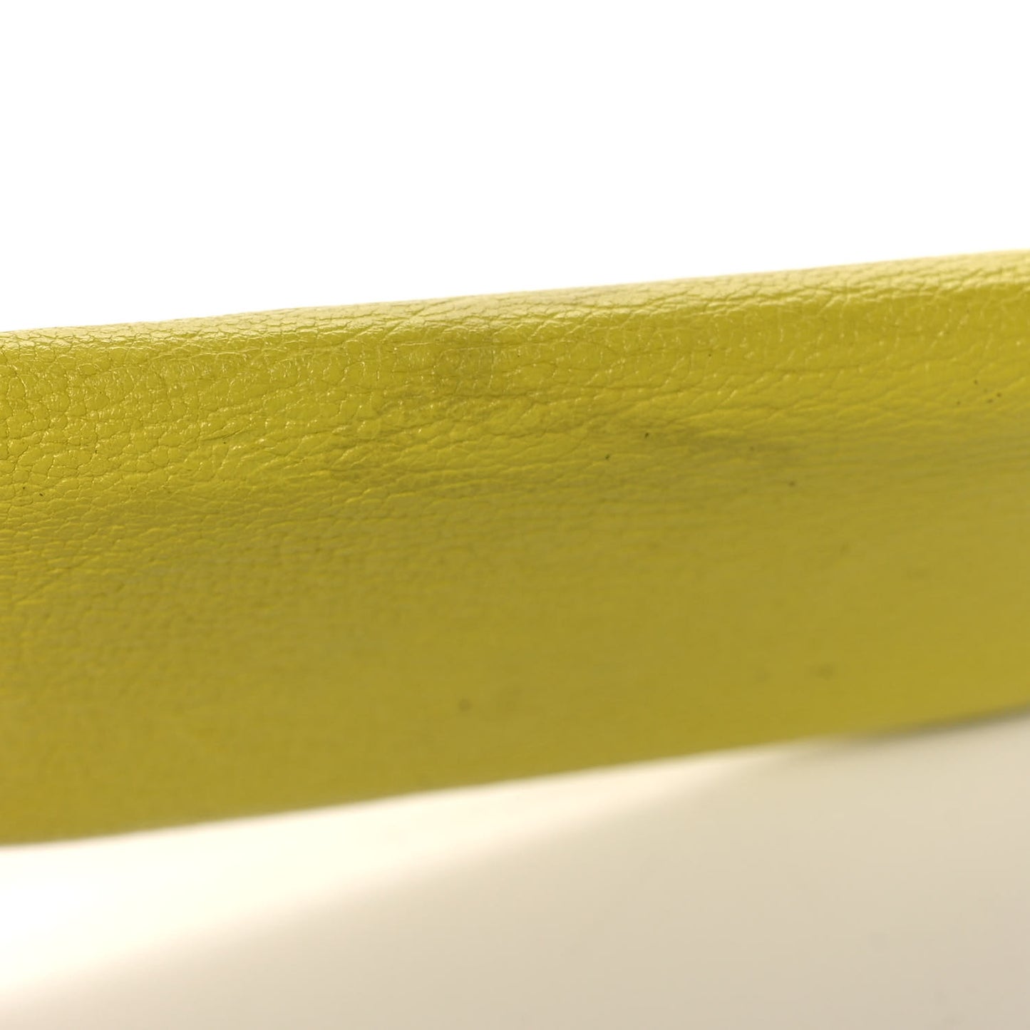 Chevre Mysore Calvi Card Case Lime