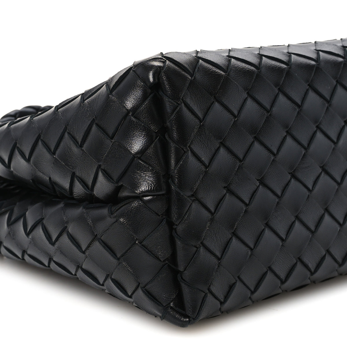 Nappa Intrecciato Medium Andiamo Shoulder Bag Black