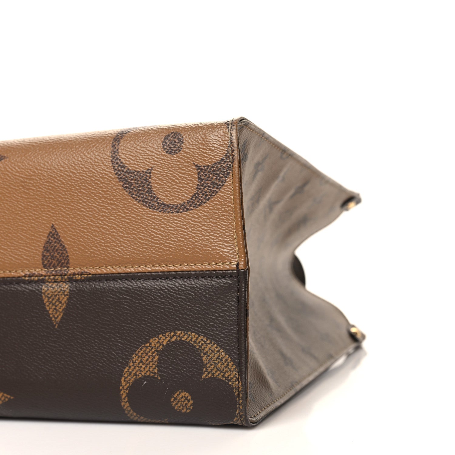 Louis Vuitton Reverse Monogram Giant Onthego MM 9 of 10