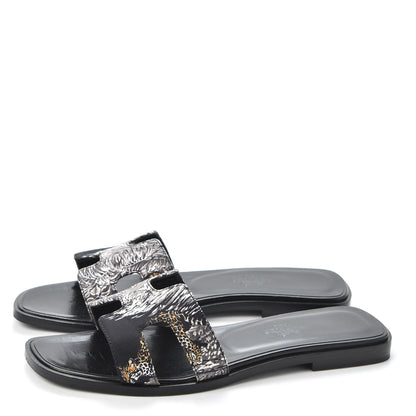 Hermes Silk Printed Equateur Tattoo Oran Sandals 35.5 Black 3 of 9