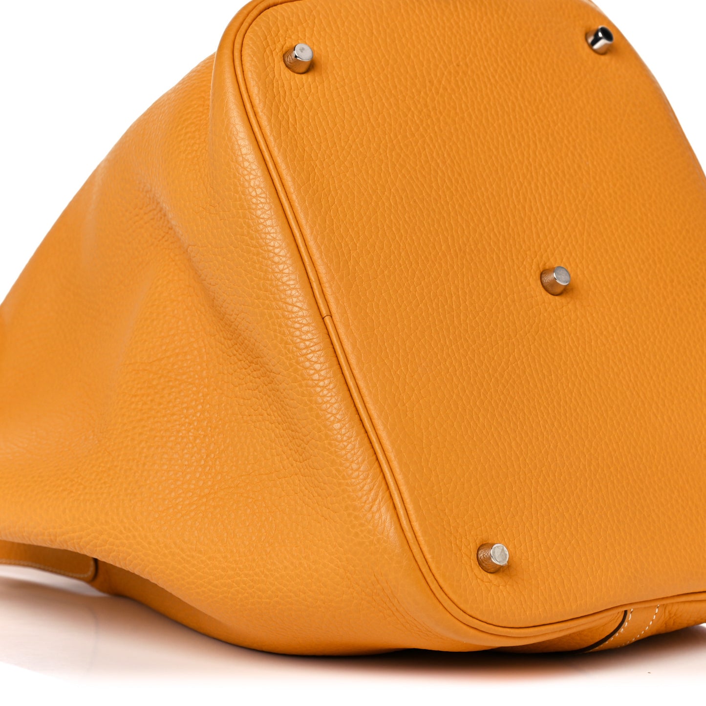 Taurillon Clemence Picotin Lock 26 GM Jaune D'Or