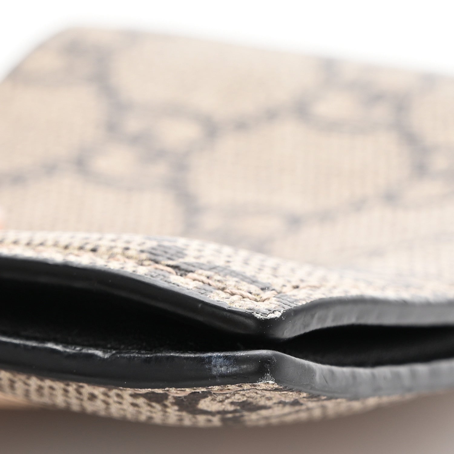Gucci GG Supreme Monogram Bee Bi-Fold Wallet Beige 9 of 12