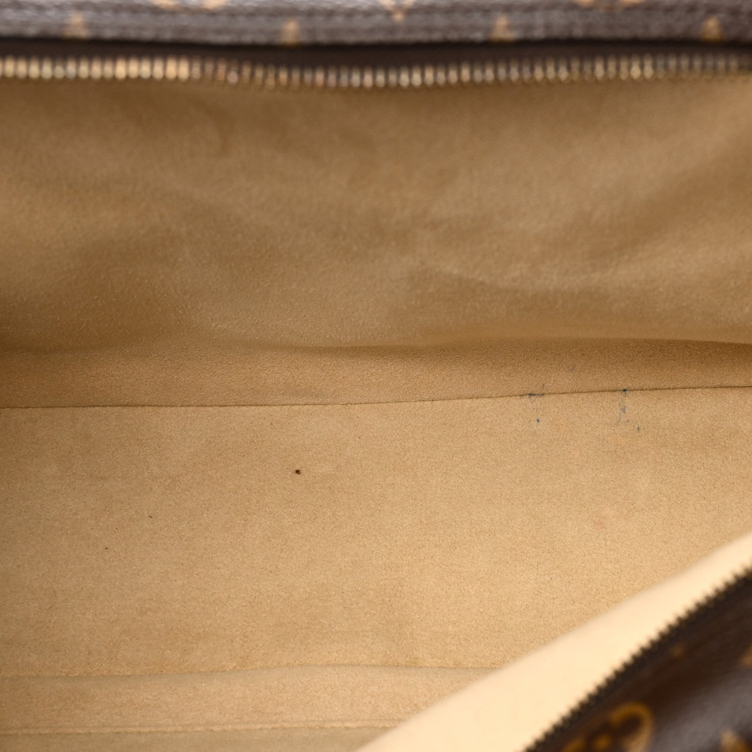 Louis Vuitton Monogram Manhattan GM 5 of 10