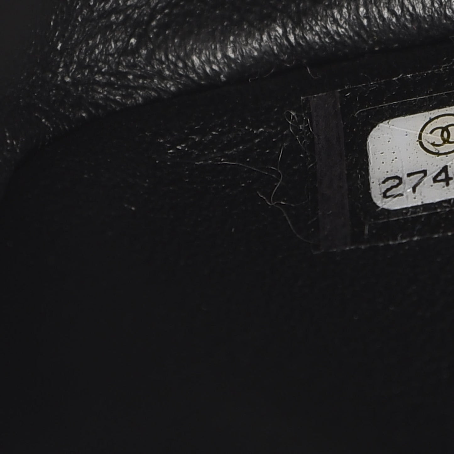 Crumpled Calfskin Chevron Quilted 2.55 Reissue 226 Black