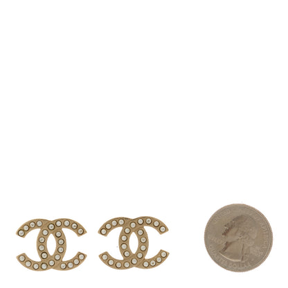 Chanel Pearl CC Earrings Gold 2 of 5