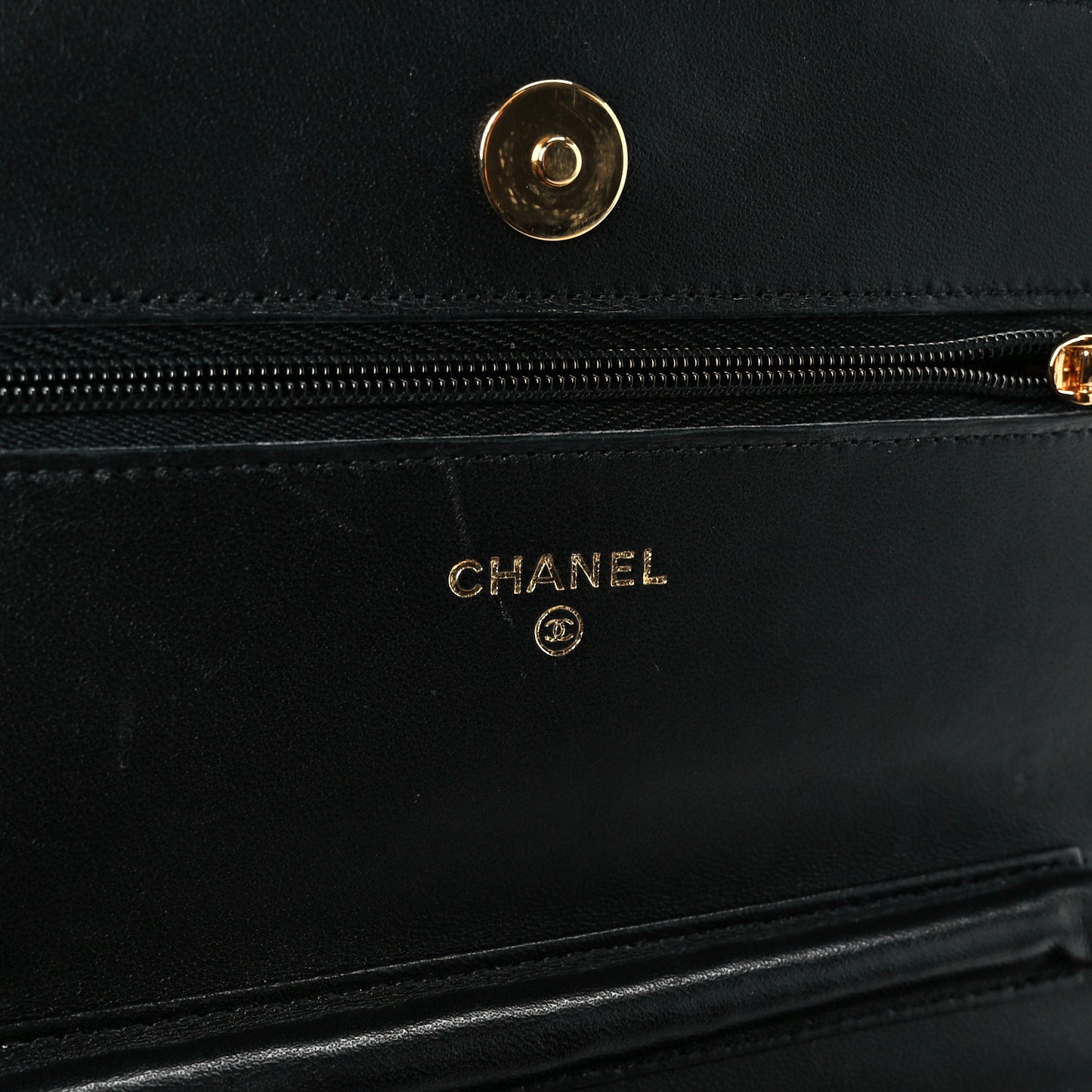 Lambskin Quilted Wallet On Chain WOC Black