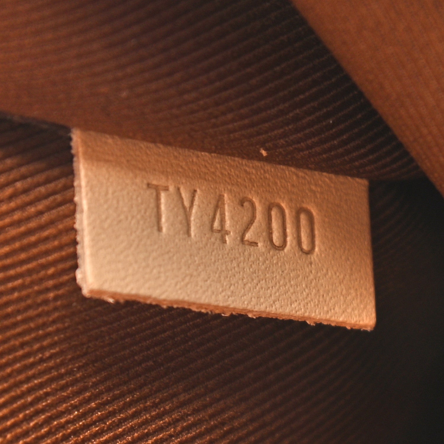 Louis Vuitton Monogram Etui Voyage MM Pouch 7 of 7