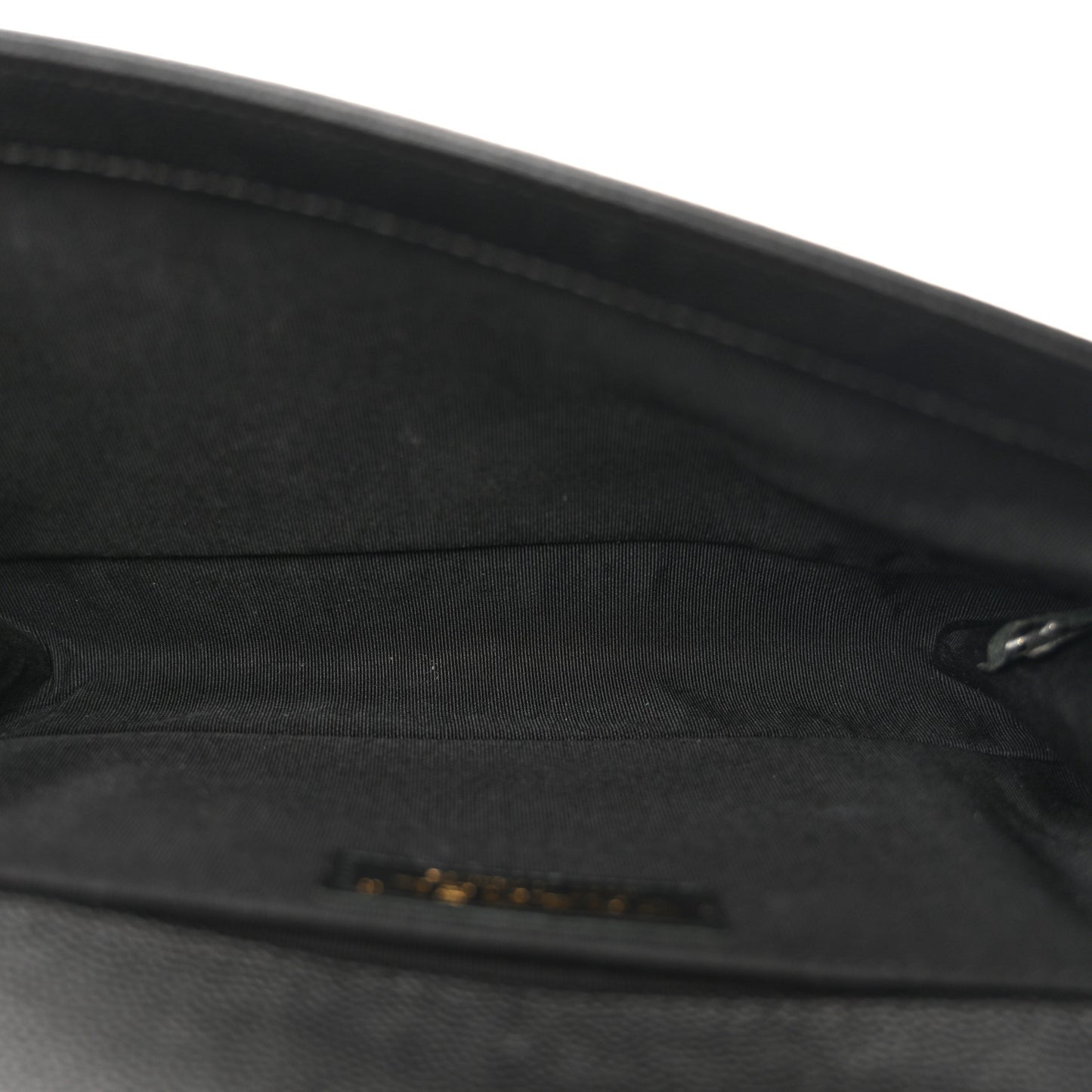 Caviar Quilted Medium Boy Flap Black