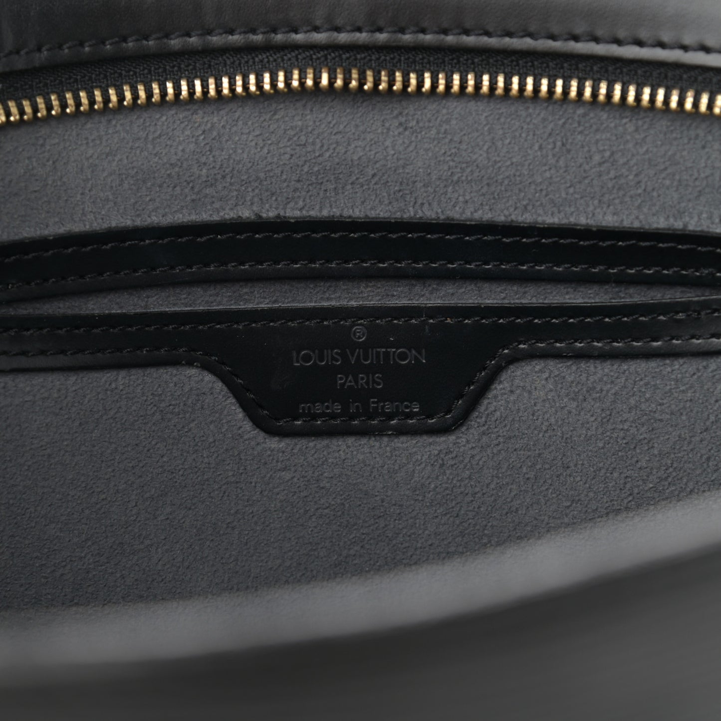 Epi Saint Jacques PM Long Straps Black