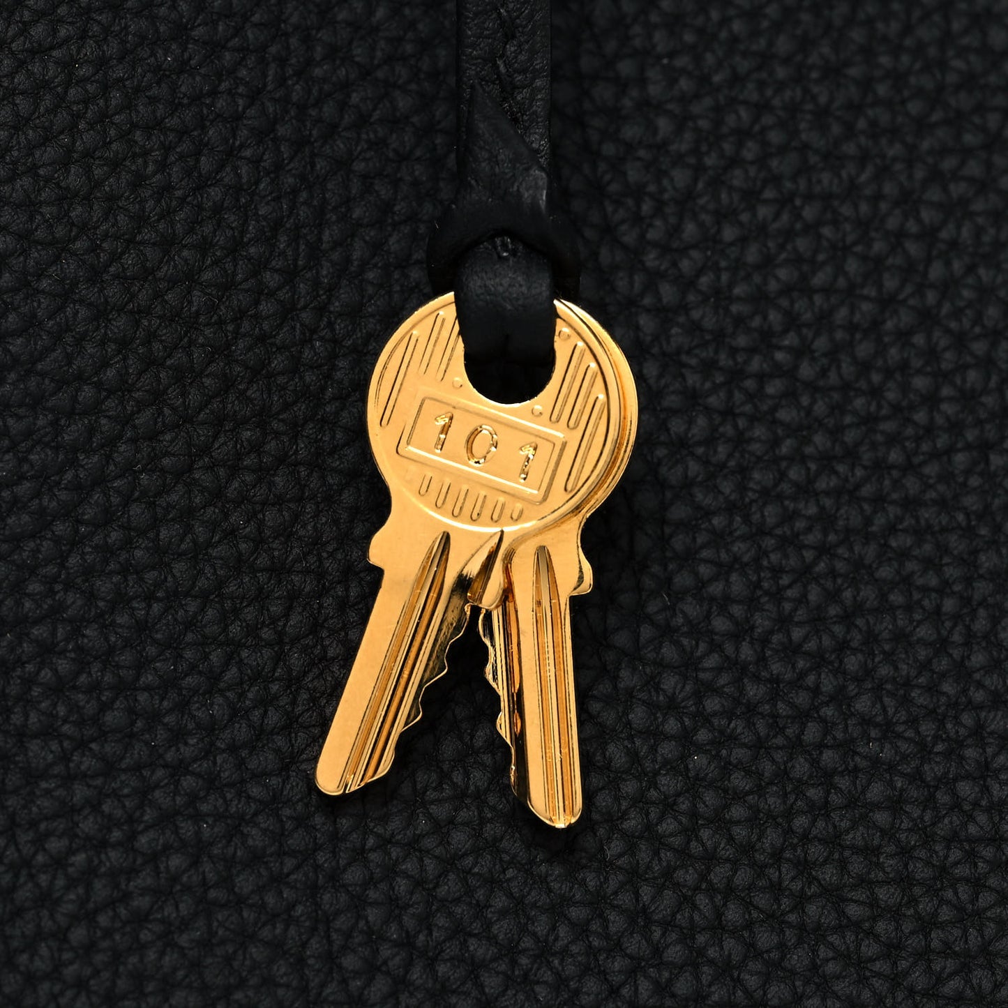 Togo Kelly Retourne 25 Black