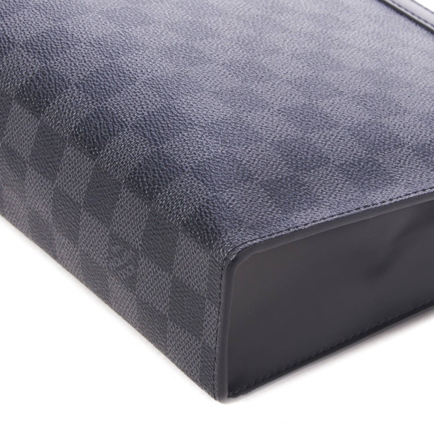 Louis Vuitton Damier Graphite Pochette Voyage MM 4 of 7