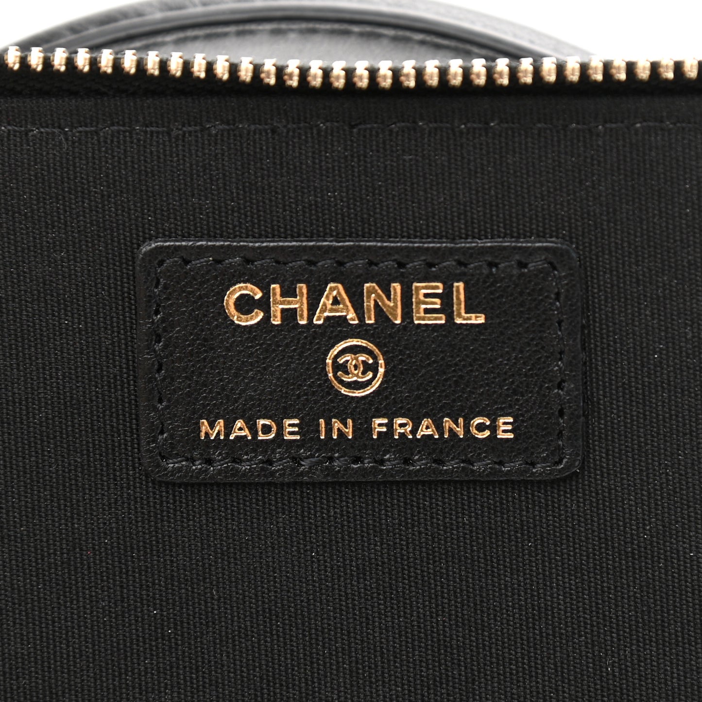 Lambskin Quilted Small Top Handle Vanity Case With Chain Black