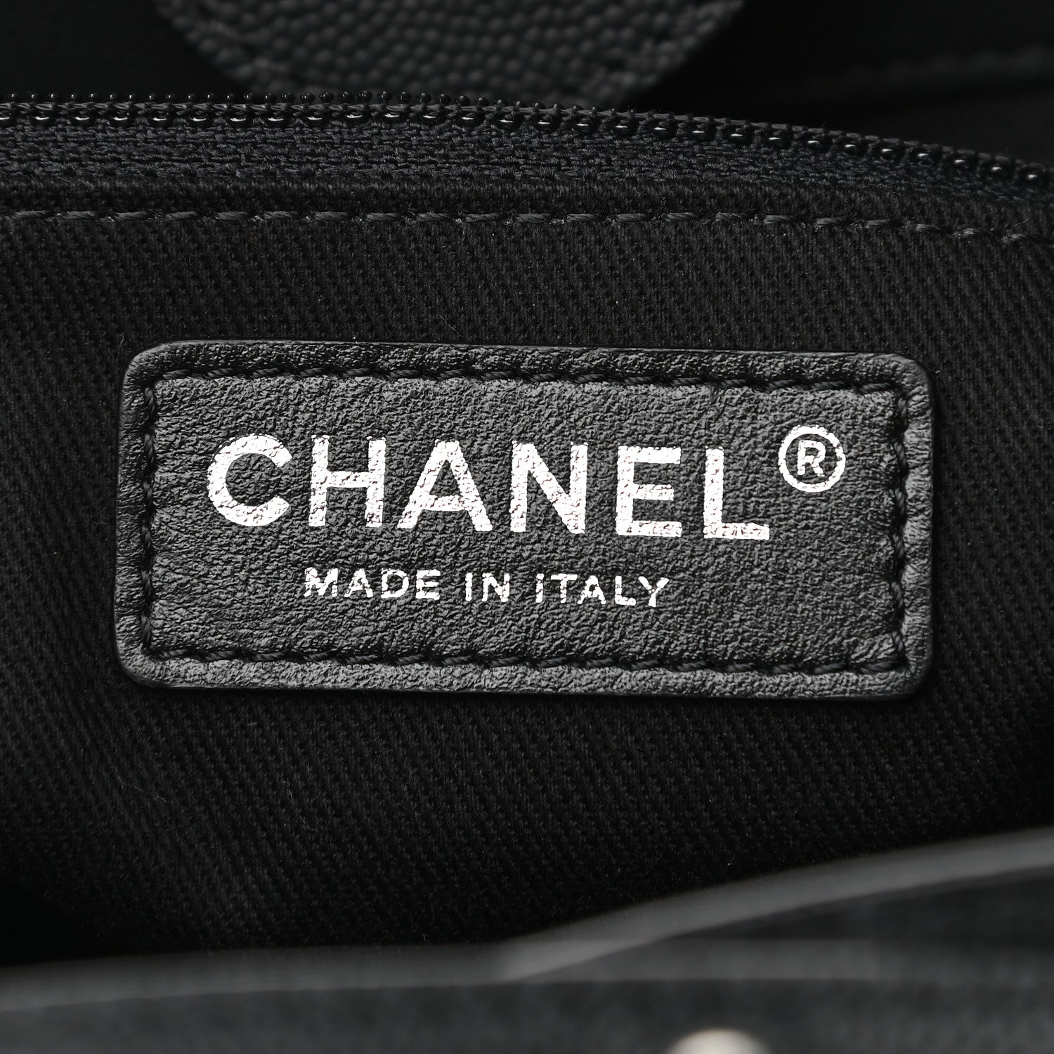 Chanel Grained Calfskin Large Coco Eyelets Shopping Tote Black 6 of 9