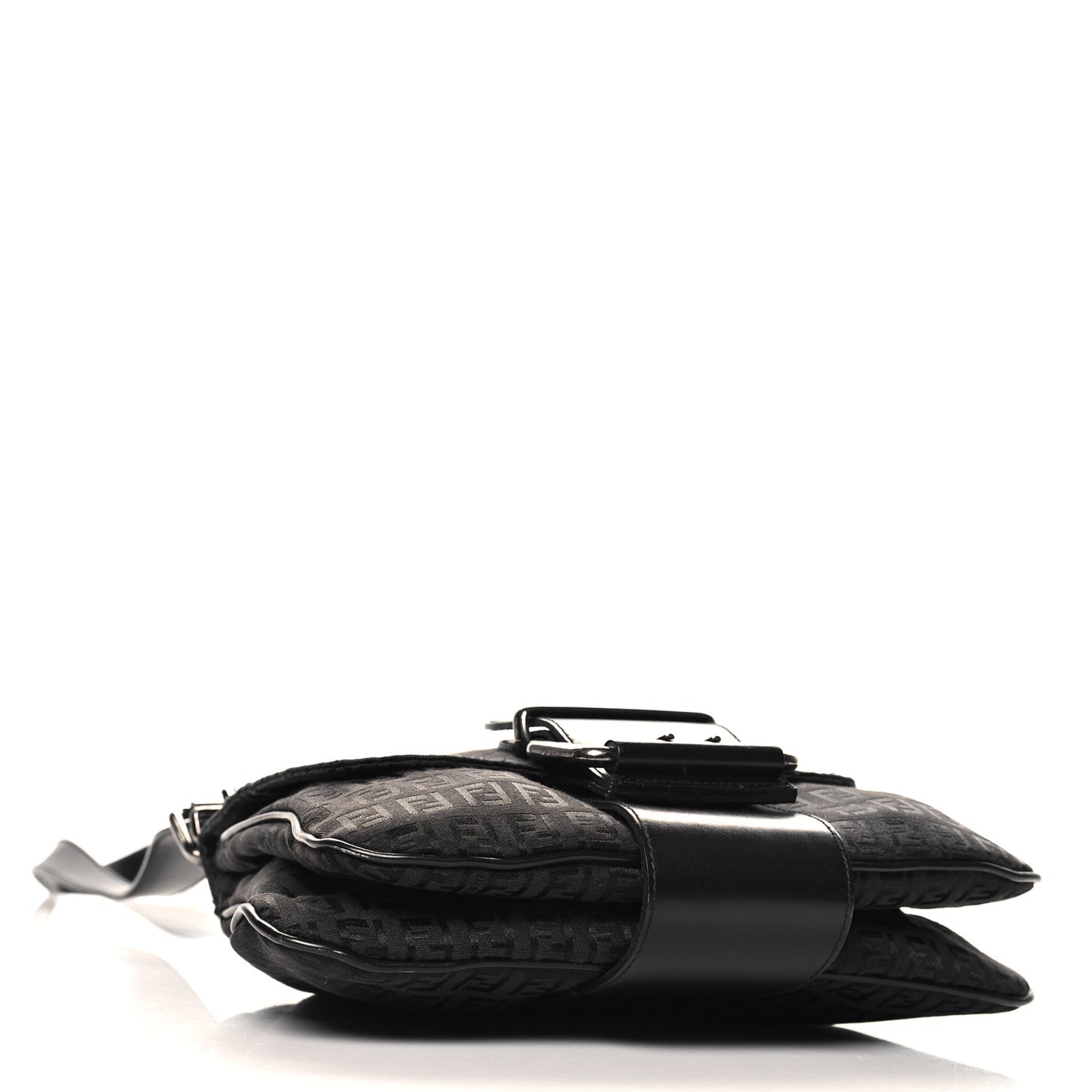 Zucchino Buckle Shoulder Bag Black