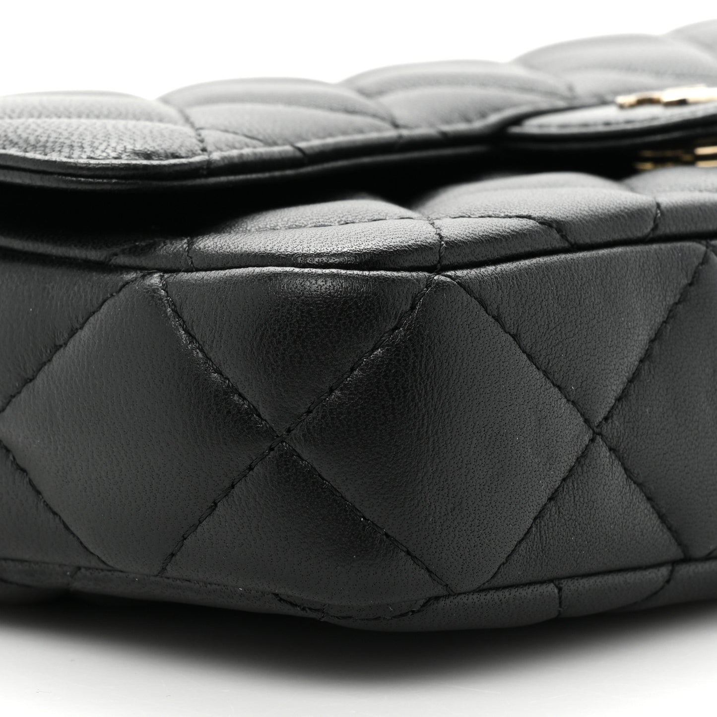 Lambskin Quilted Flap Phone Holder With Chain Black
