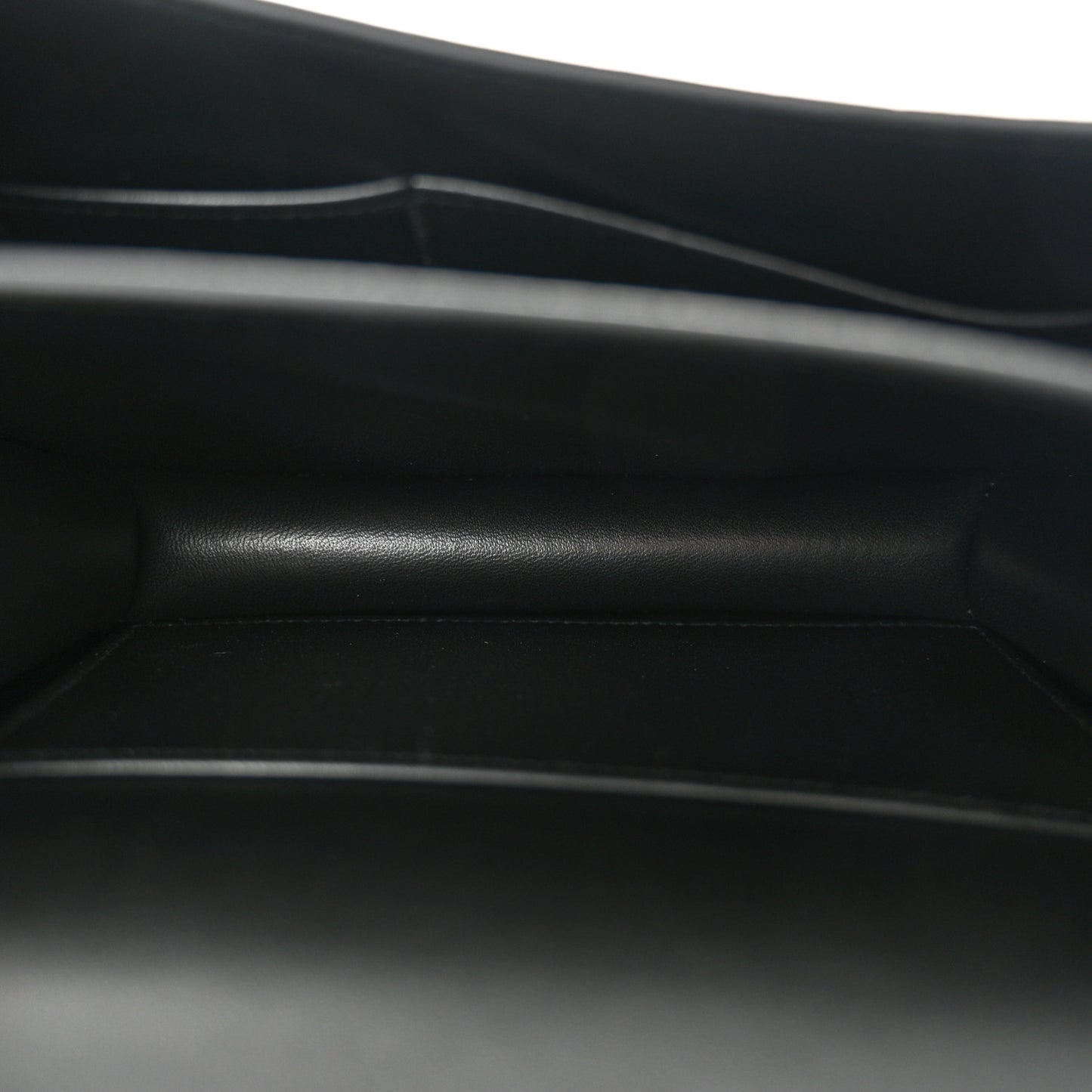 Epsom Constance 18 Black