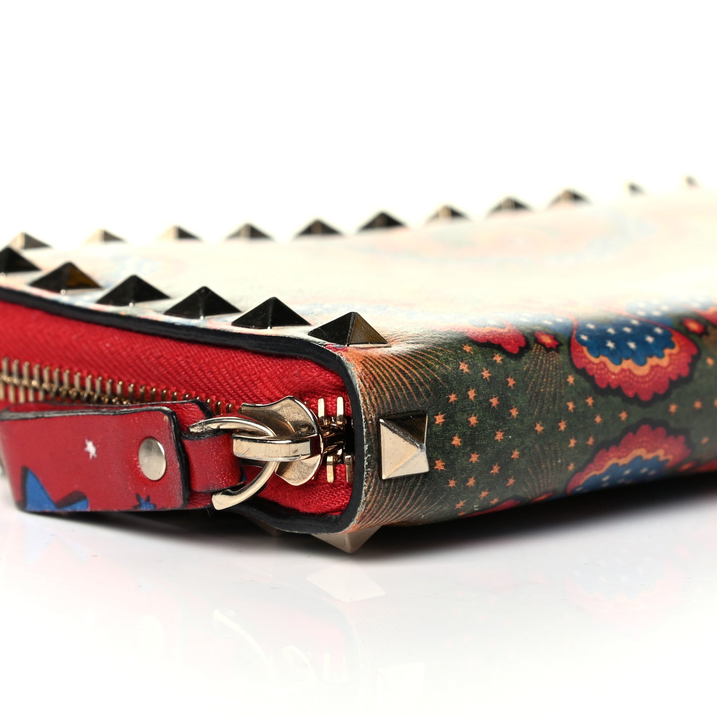 Canvas Enchanted Wonderland Rockstud Zip Around Wallet Rosso
